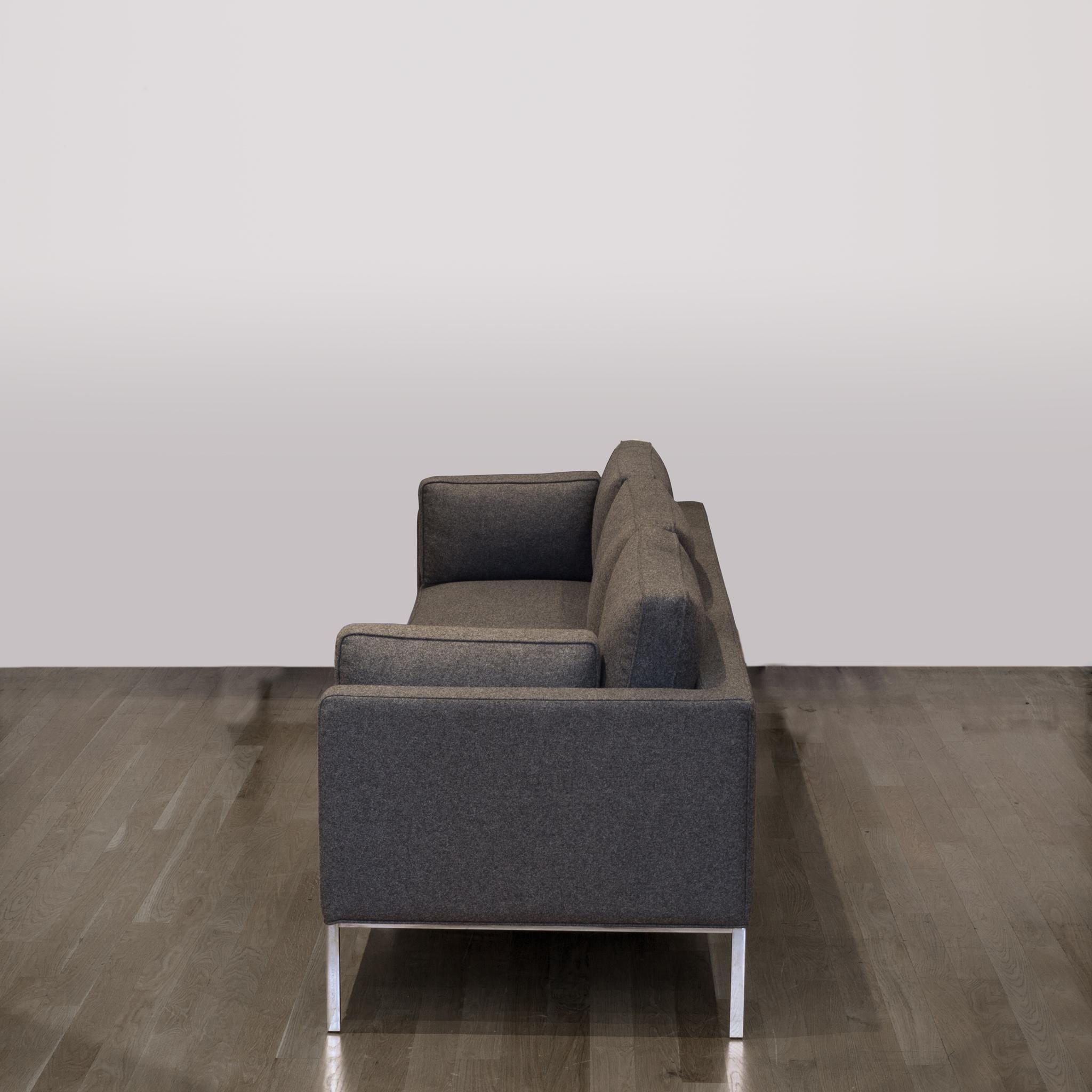 Modern Artifort 905-3 Seat Comfort Sofa in Divina Melange Wool Frabric-Like New