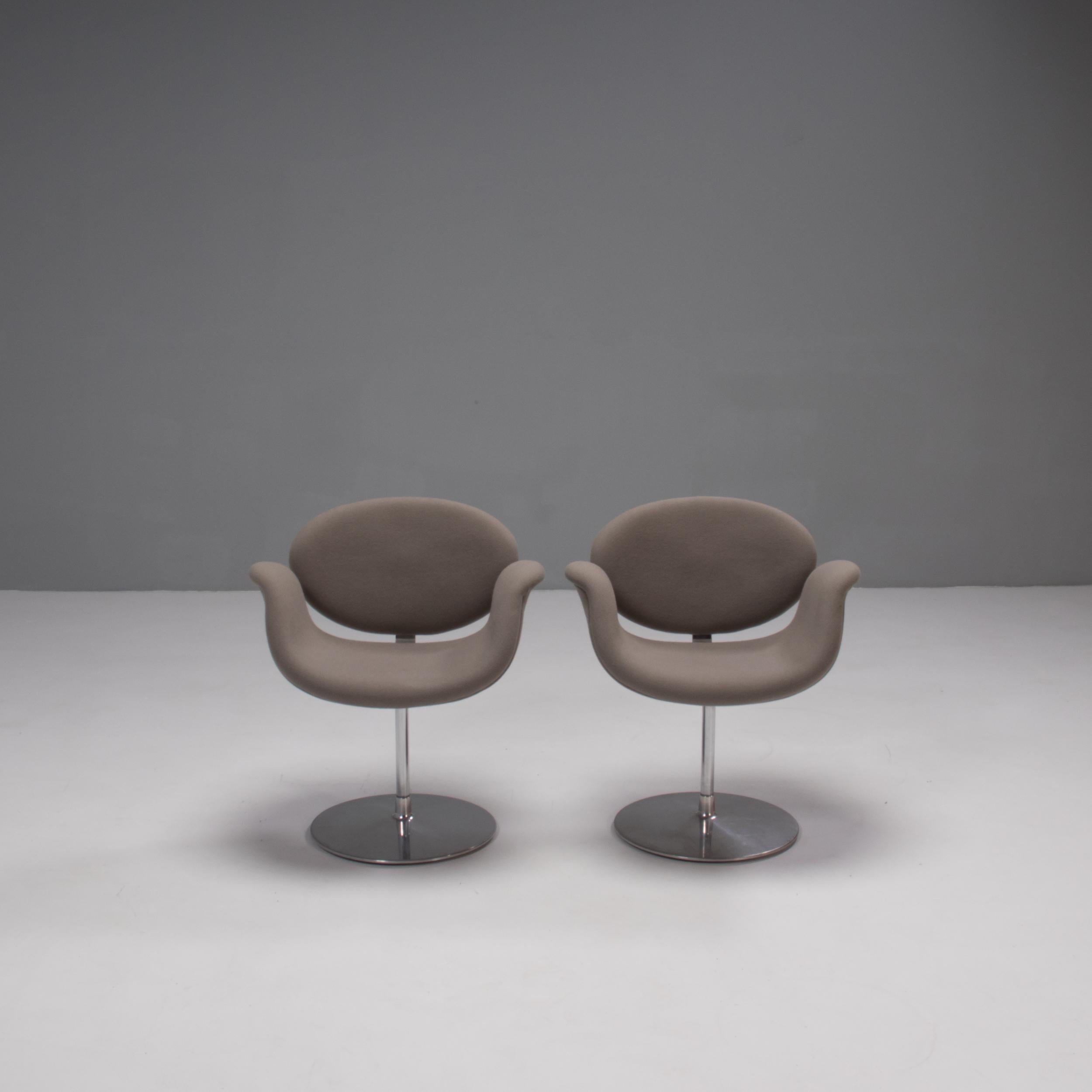 Artifort by Pierre Paulin Grey Fabric Little Tulip Swivel Chairs, Set of 2 1