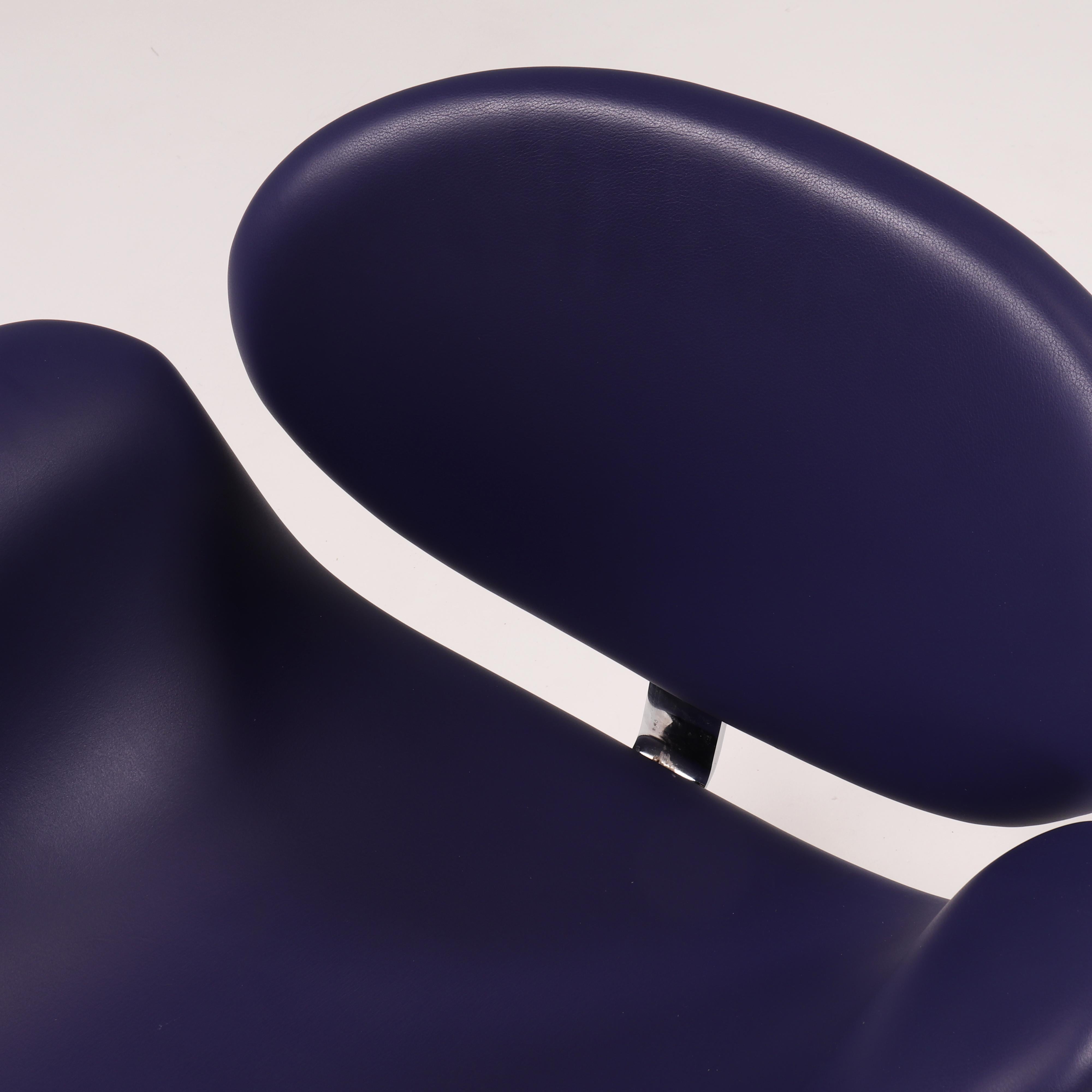 Dutch Artifort by Pierre Paulin Little Tulip Purple Leather Swivel Chair, 1960's