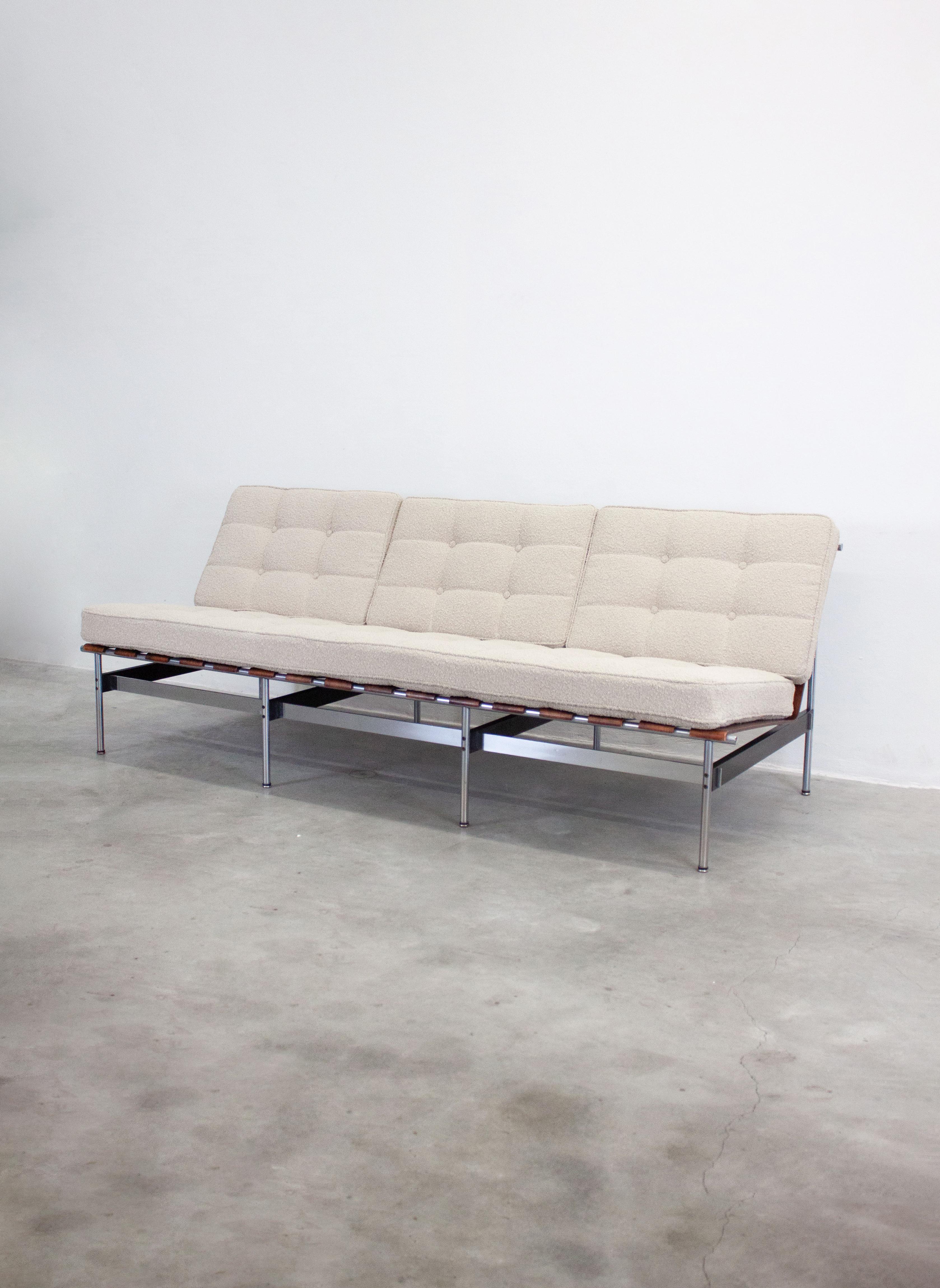 Dutch Artifort C416/3 Sofa by Kho Liang Ie (Bouclé)