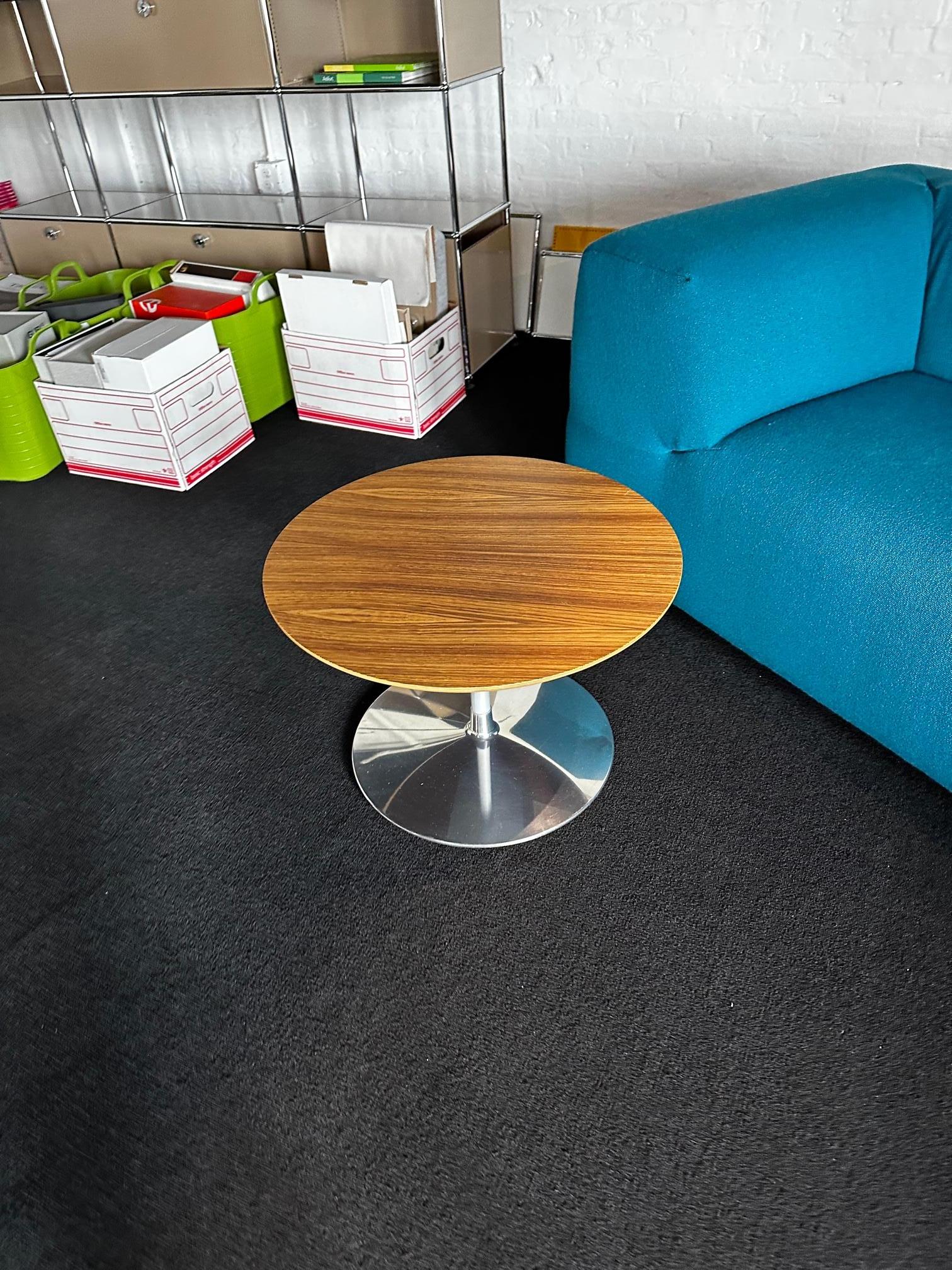 Artifort Circle Table by Pierre Paulin in Stock 6