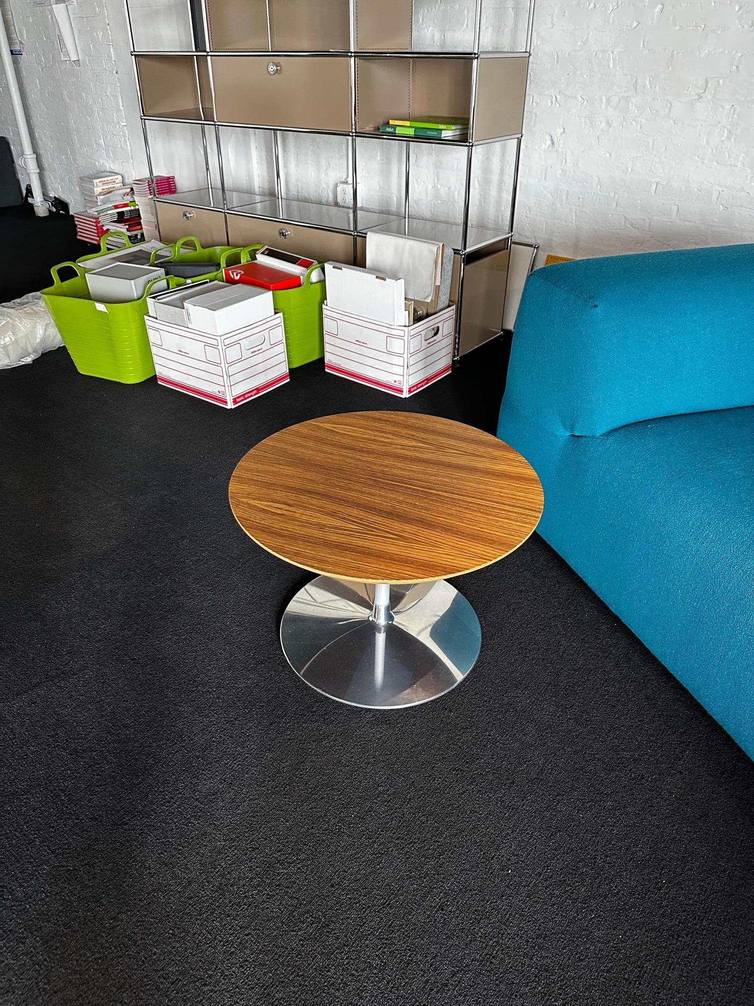 Artifort Circle Table by Pierre Paulin in Stock 7