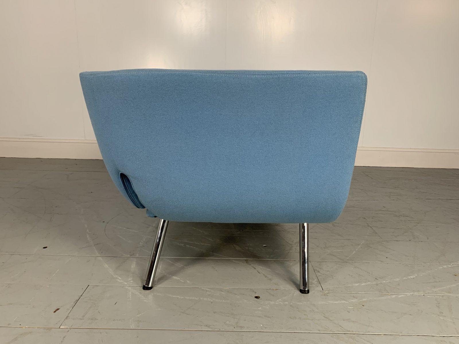Contemporary Artifort Diplomat Bono Sofa in Blue Kvadrat Wool For Sale