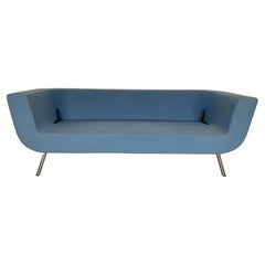Artifort Diplomat Bono-Sofa aus blauer Kvadrat-Wolle