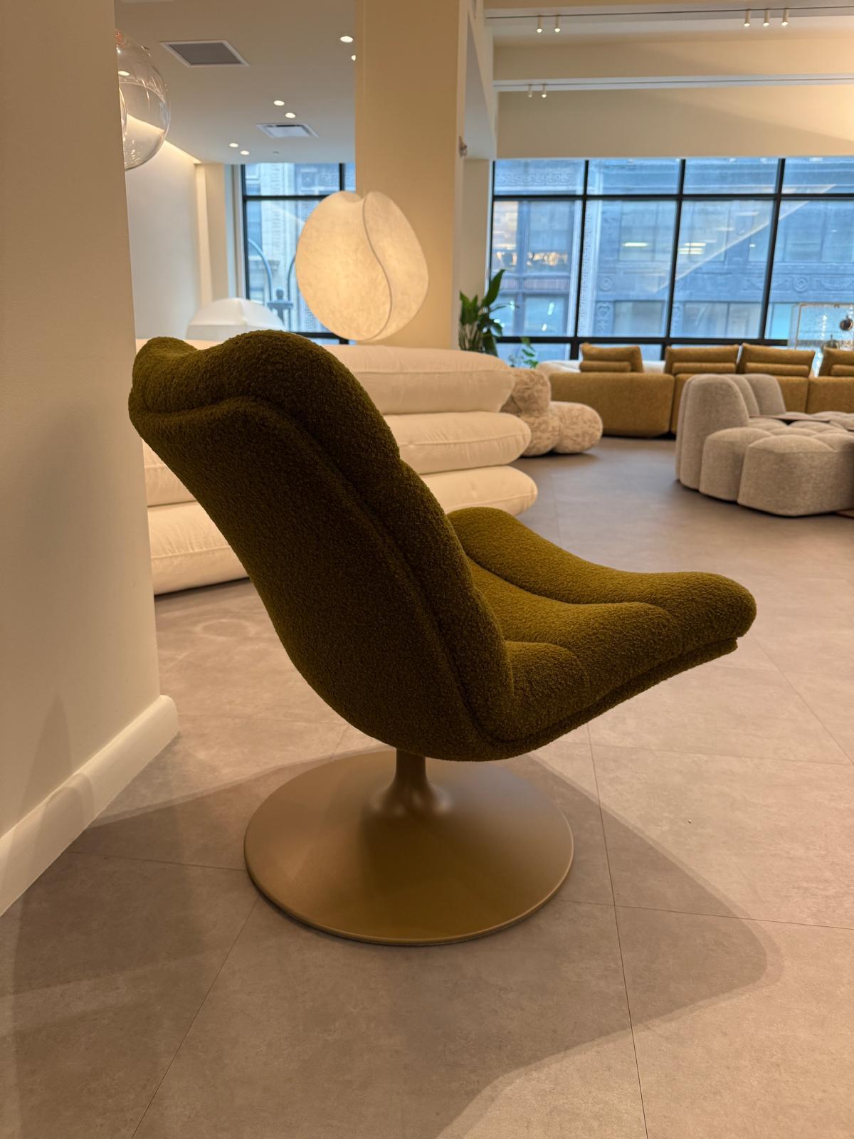 Silla de salón Artifort F 506 de Geoffrey D. Harcourt RDI en STOCK en Excelente estado para la venta en New York, NY