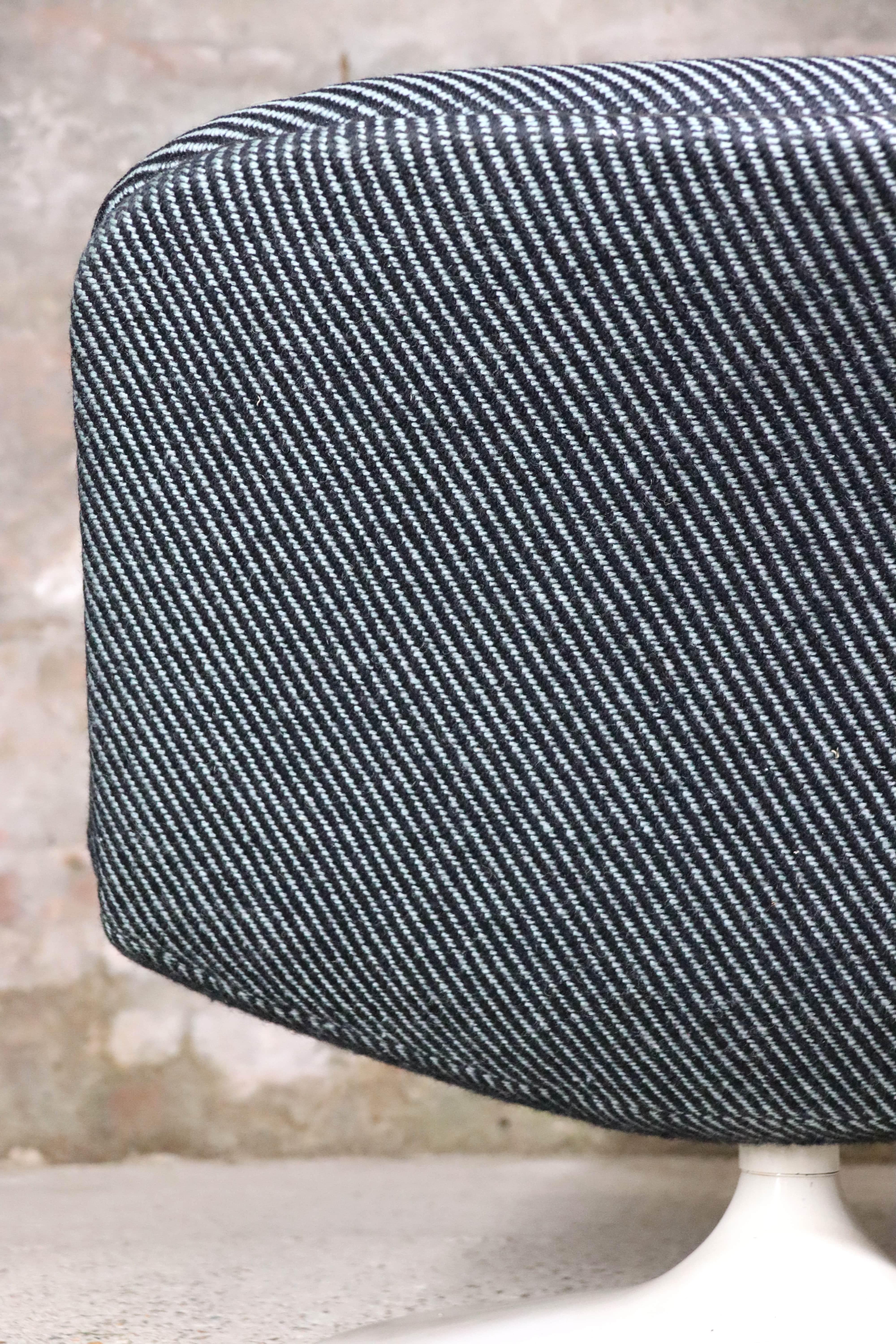 Artifort – F508 – Lounge chair – Geoffrey Harcourt – Ploegwool Fabric For Sale 5