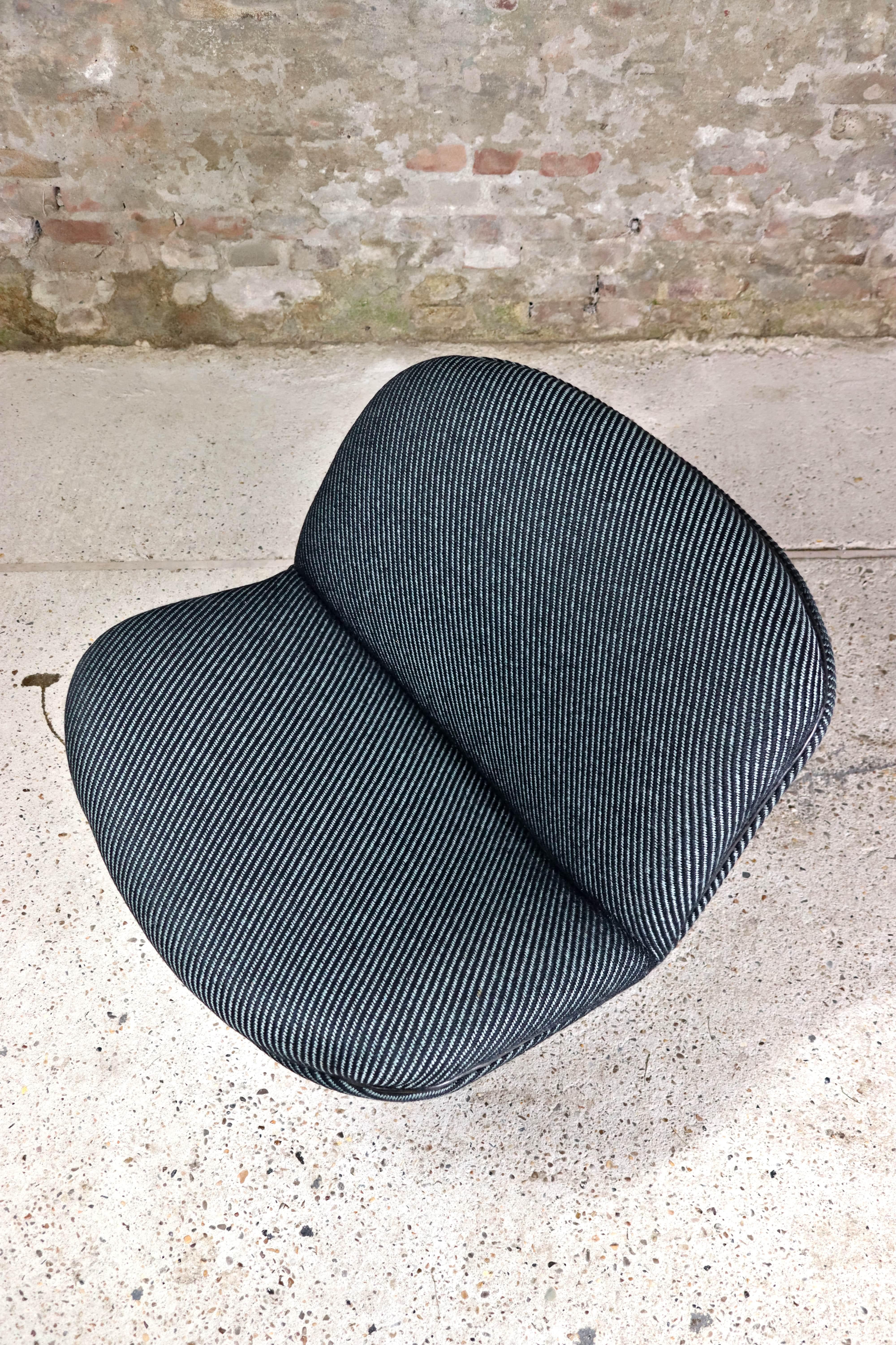 Artifort – F508 – Lounge chair – Geoffrey Harcourt – Ploegwool Fabric For Sale 11