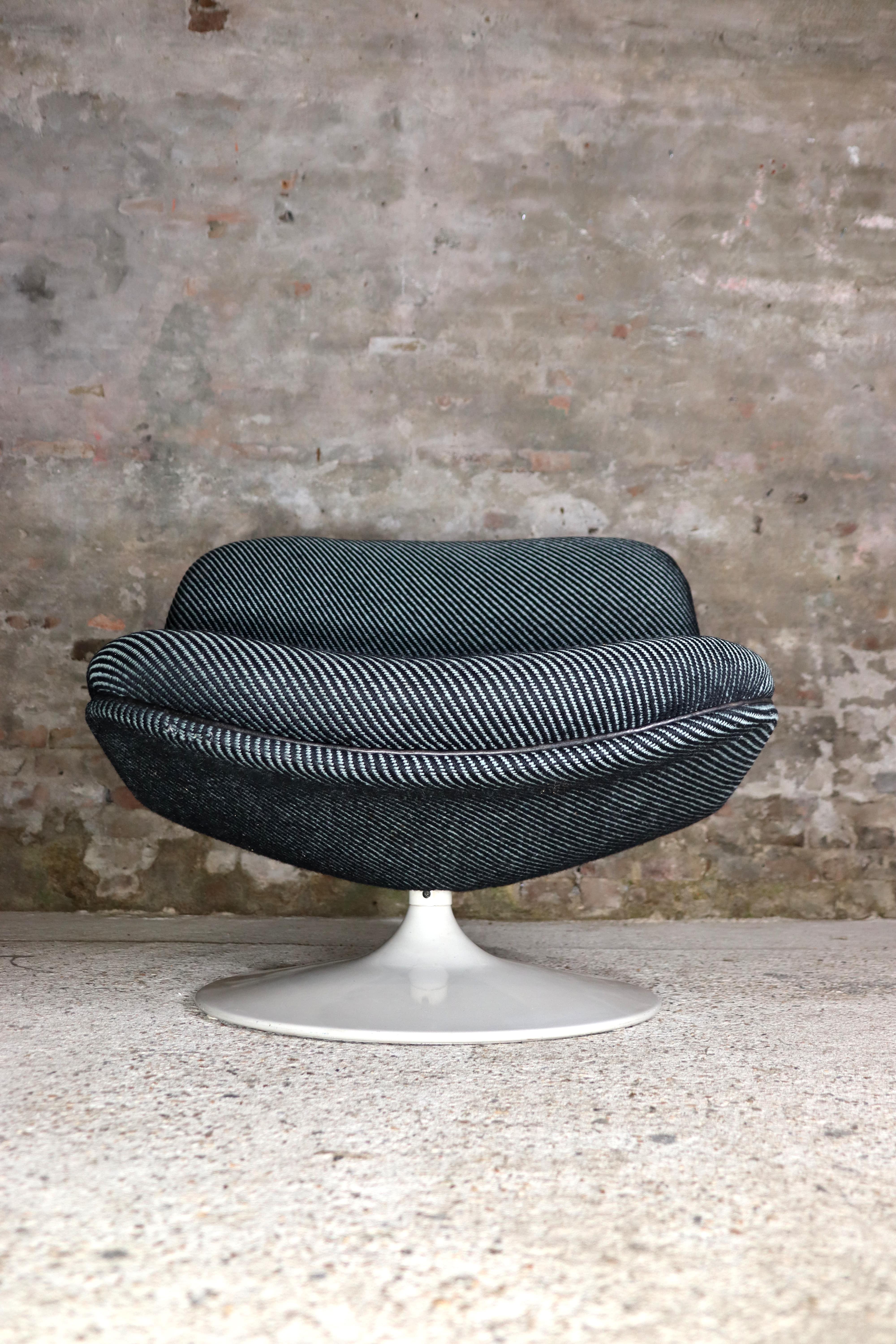Artifort – F508 – Lounge chair – Geoffrey Harcourt – Ploegwool Fabric For Sale 12
