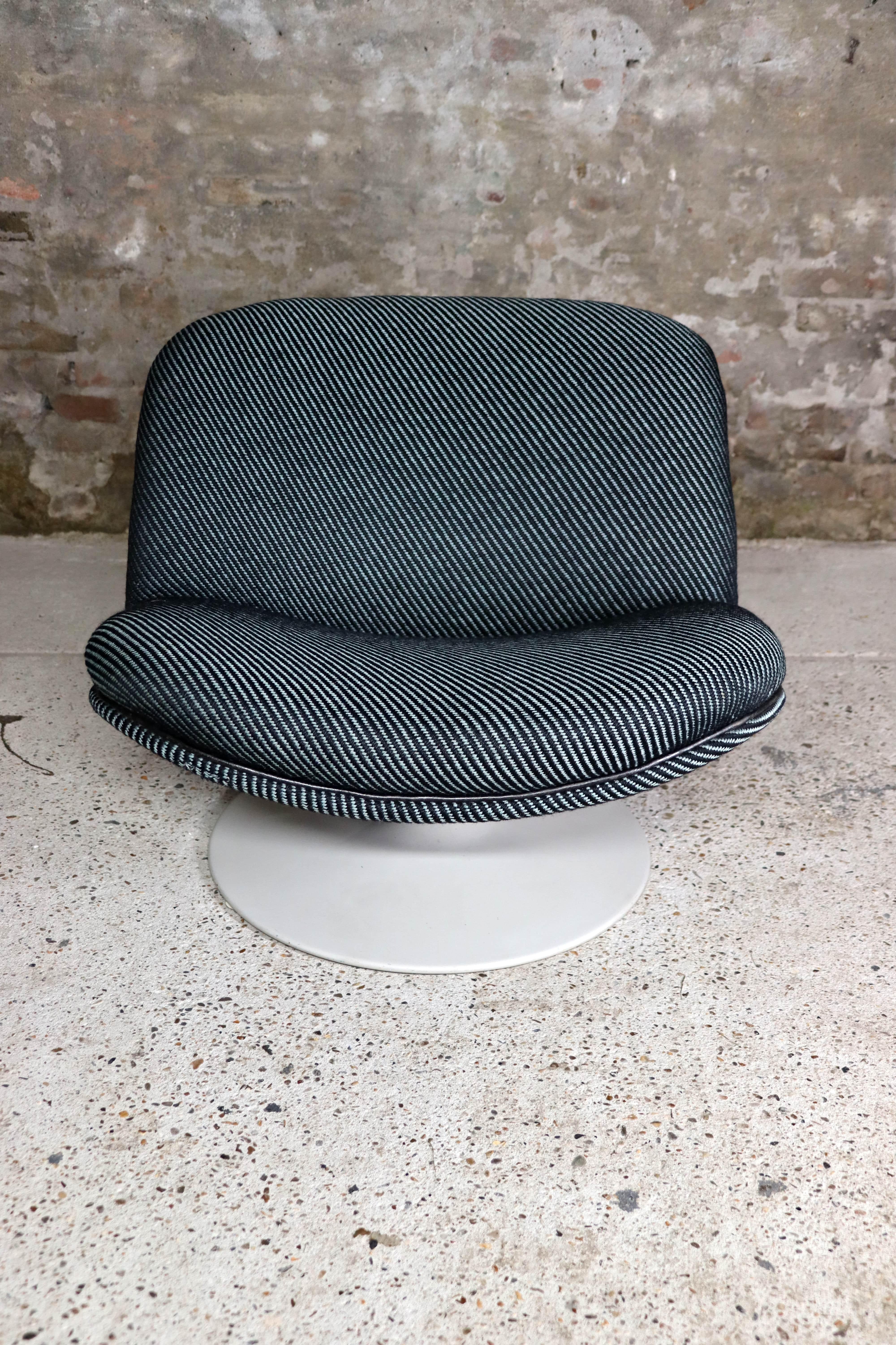 Artifort – F508 – Lounge chair – Geoffrey Harcourt – Ploegwool Fabric For Sale 13