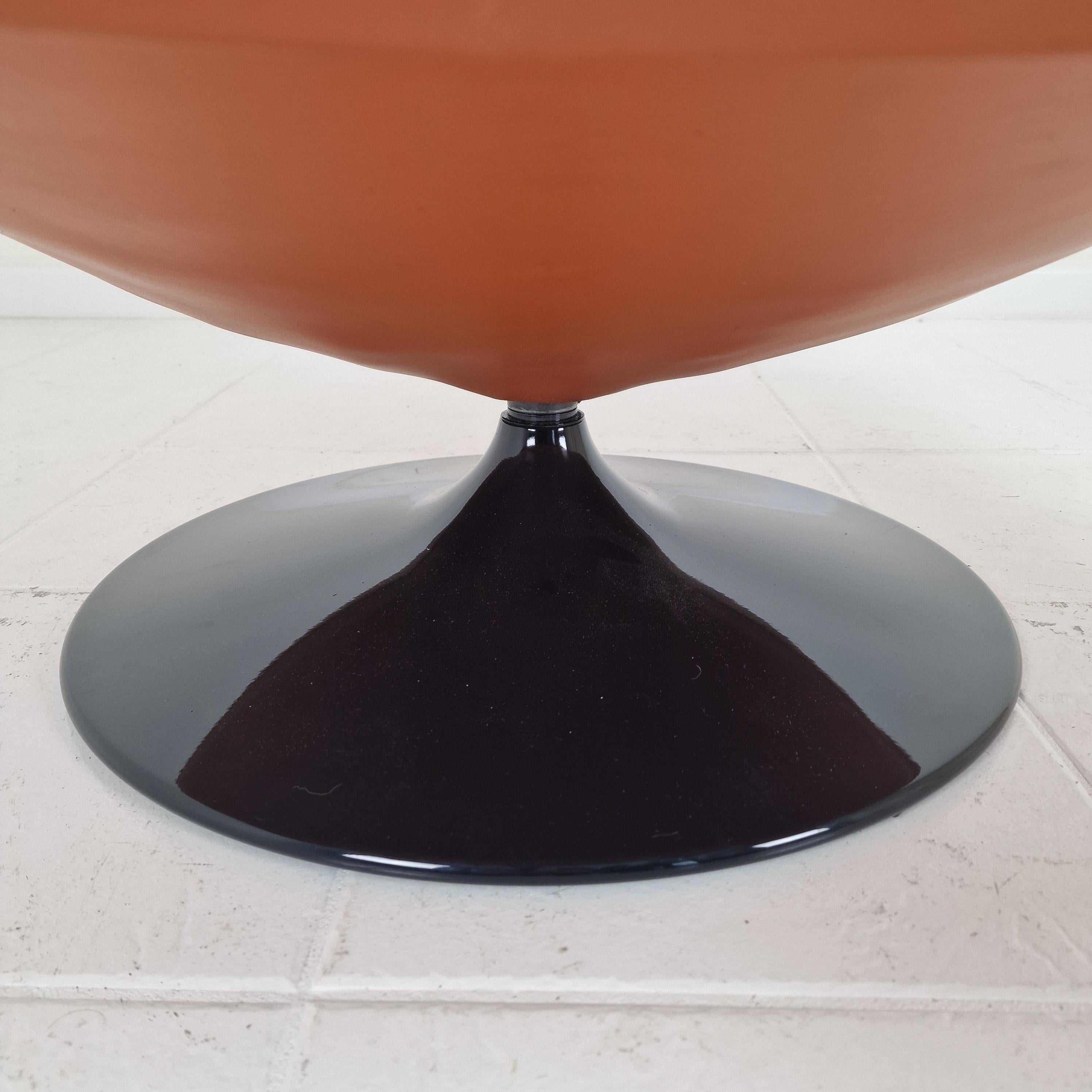 Artifort F518 Lounge Chair by Geoffrey Harcourt in Leather, 1970's For Sale 3