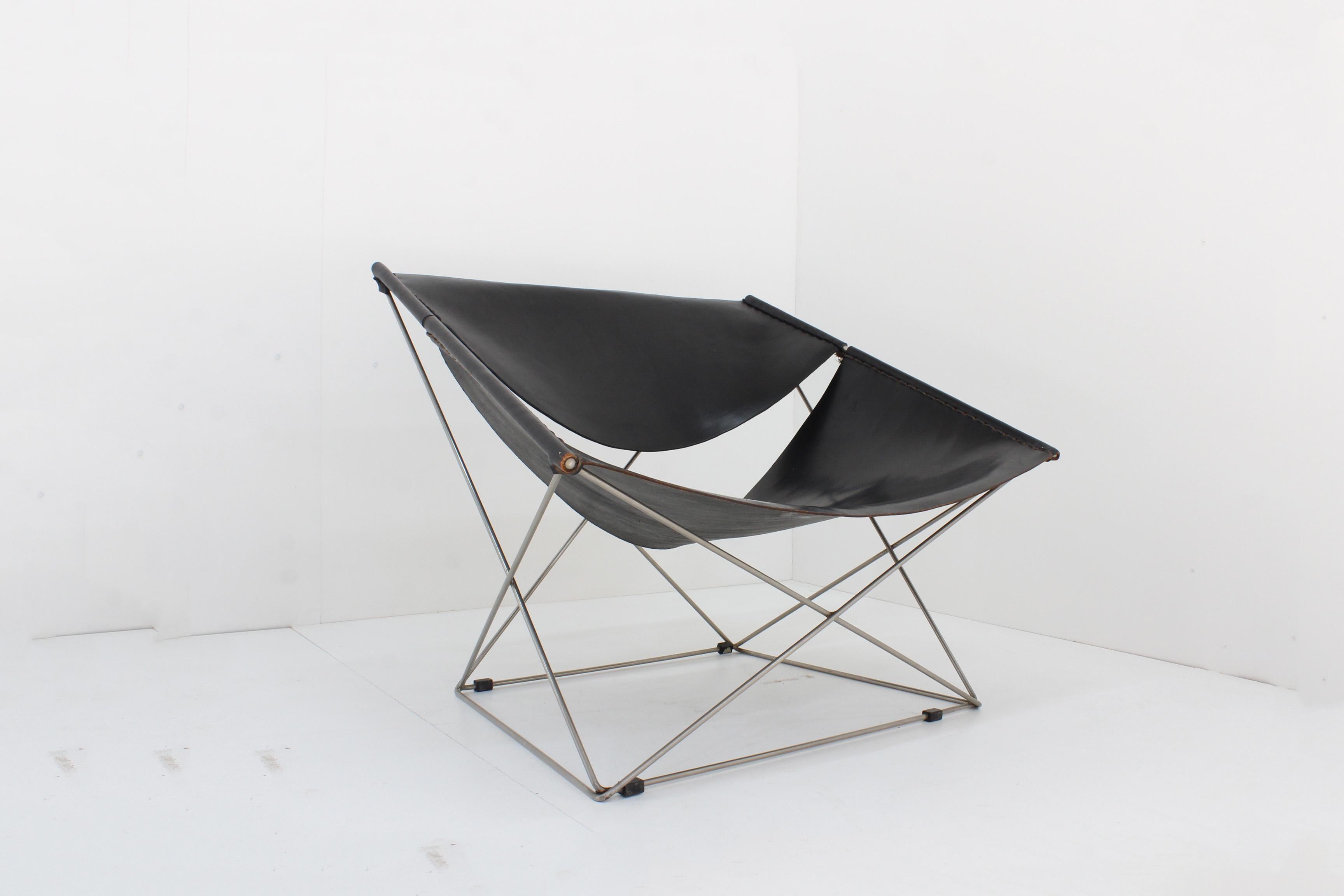 Mid-20th Century Artifort F675 Butterfly lounge chair