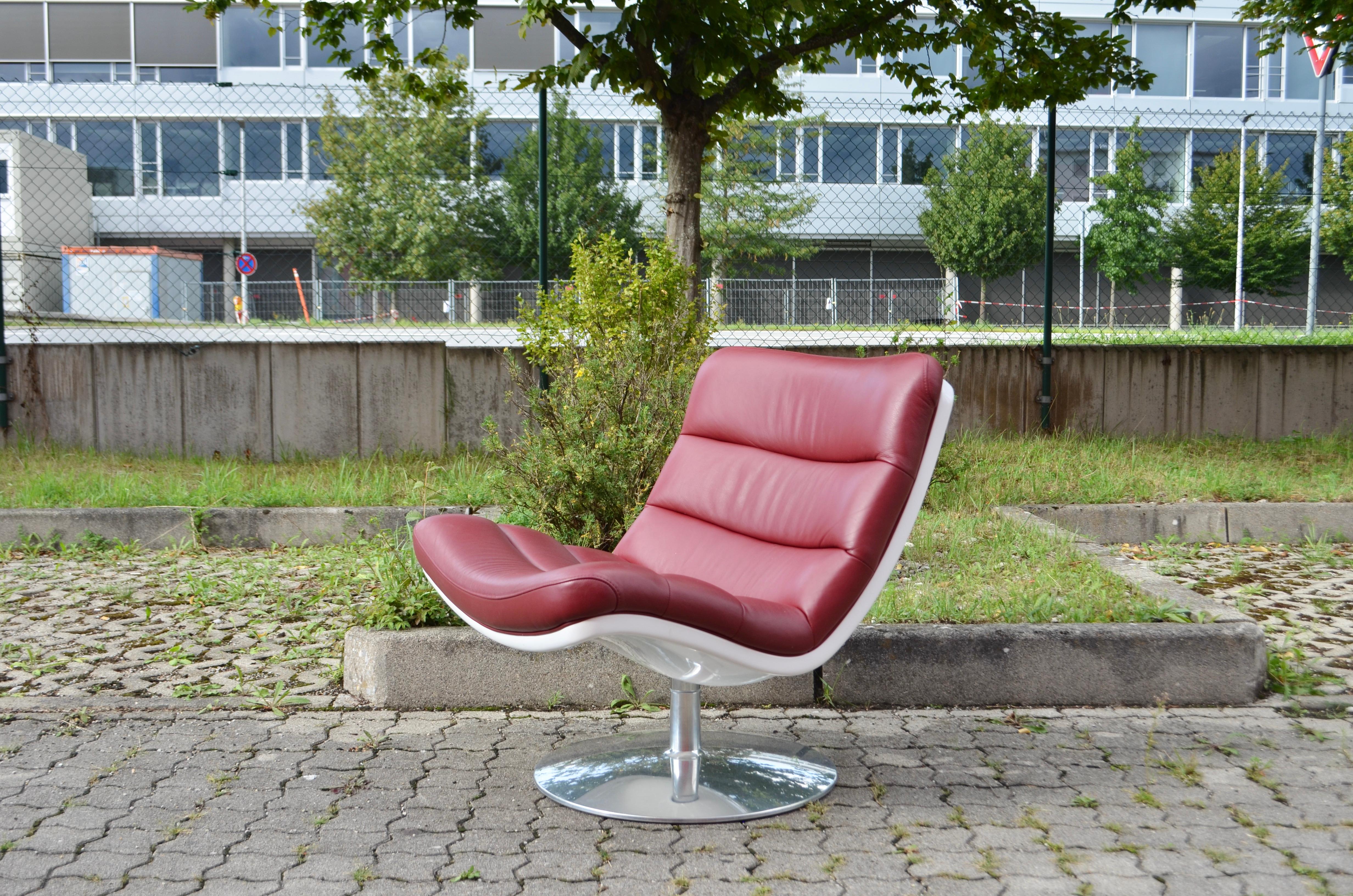 Fauteuil pivotant Artifort Geoffrey Harcourt F 975 en vente 1