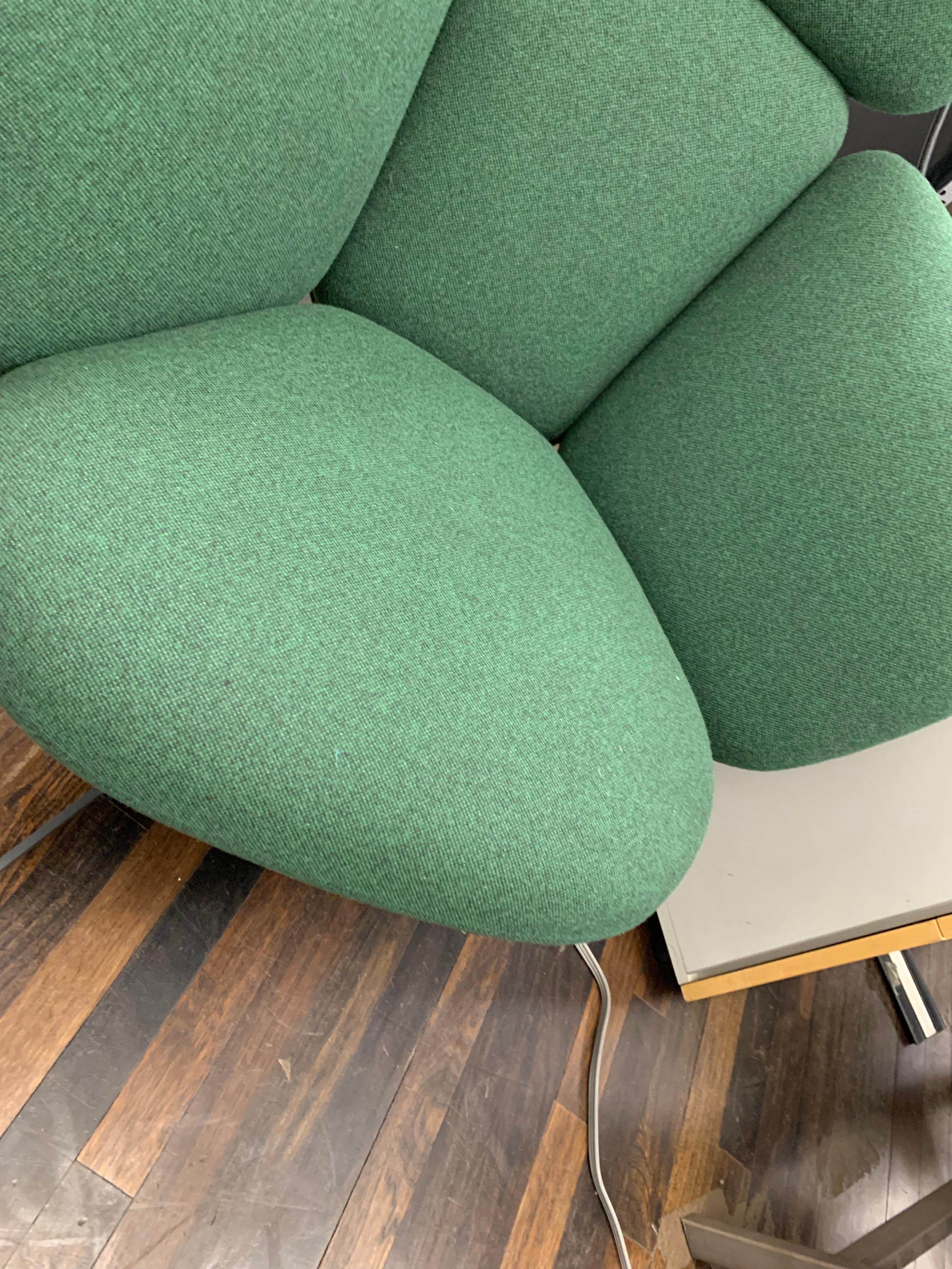 Artifort Green Bras High Back Swivel Lounge Chair Designed by Khodi Feiz 4