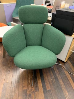 Artifort Green Bras High Back Swivel Lounge Chair entworfen von Khodi Feiz