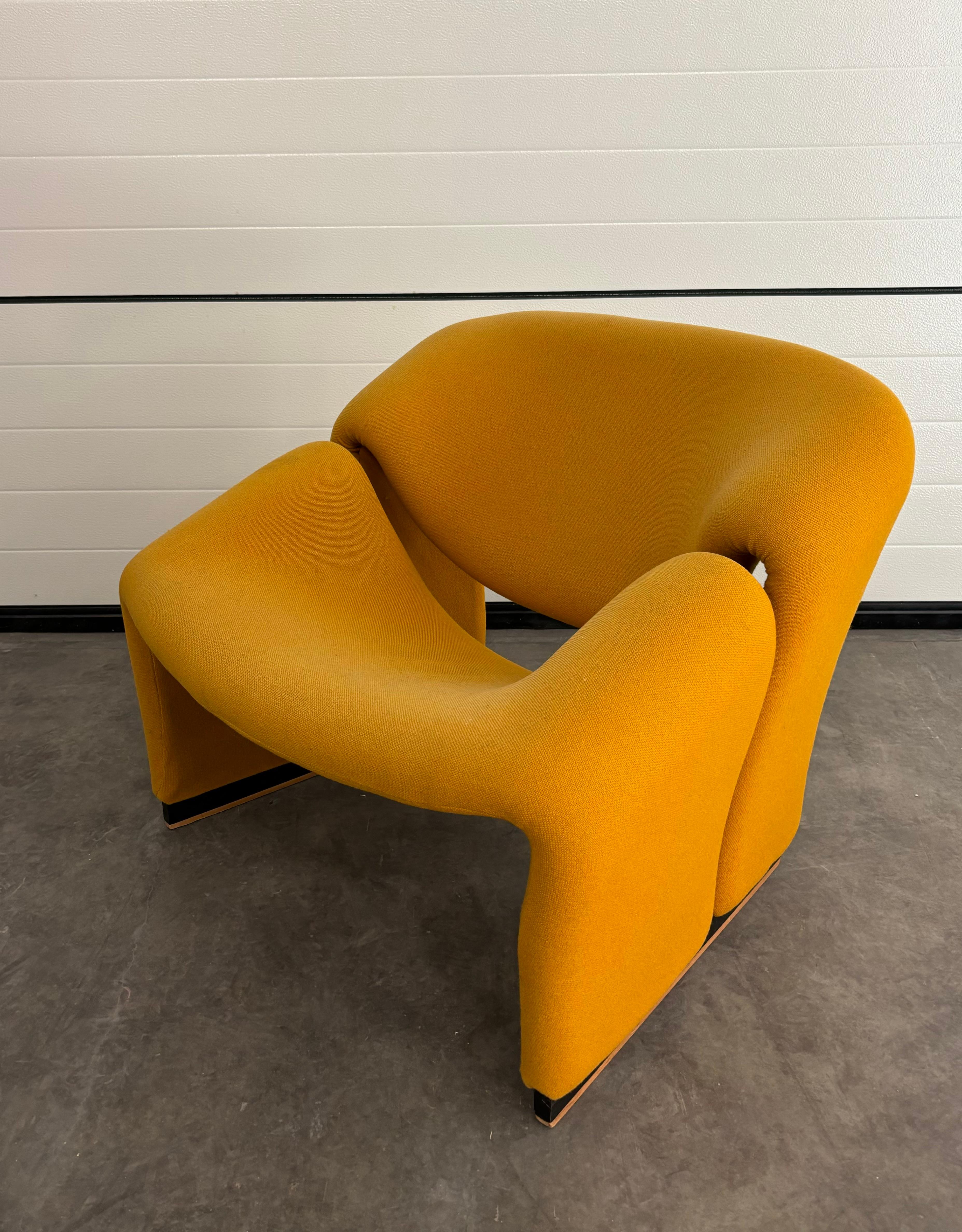 Mid-Century Modern Artifort 'Groovy' Chair, 'M' Chair by Pierre Paulin, Model F580 en vente