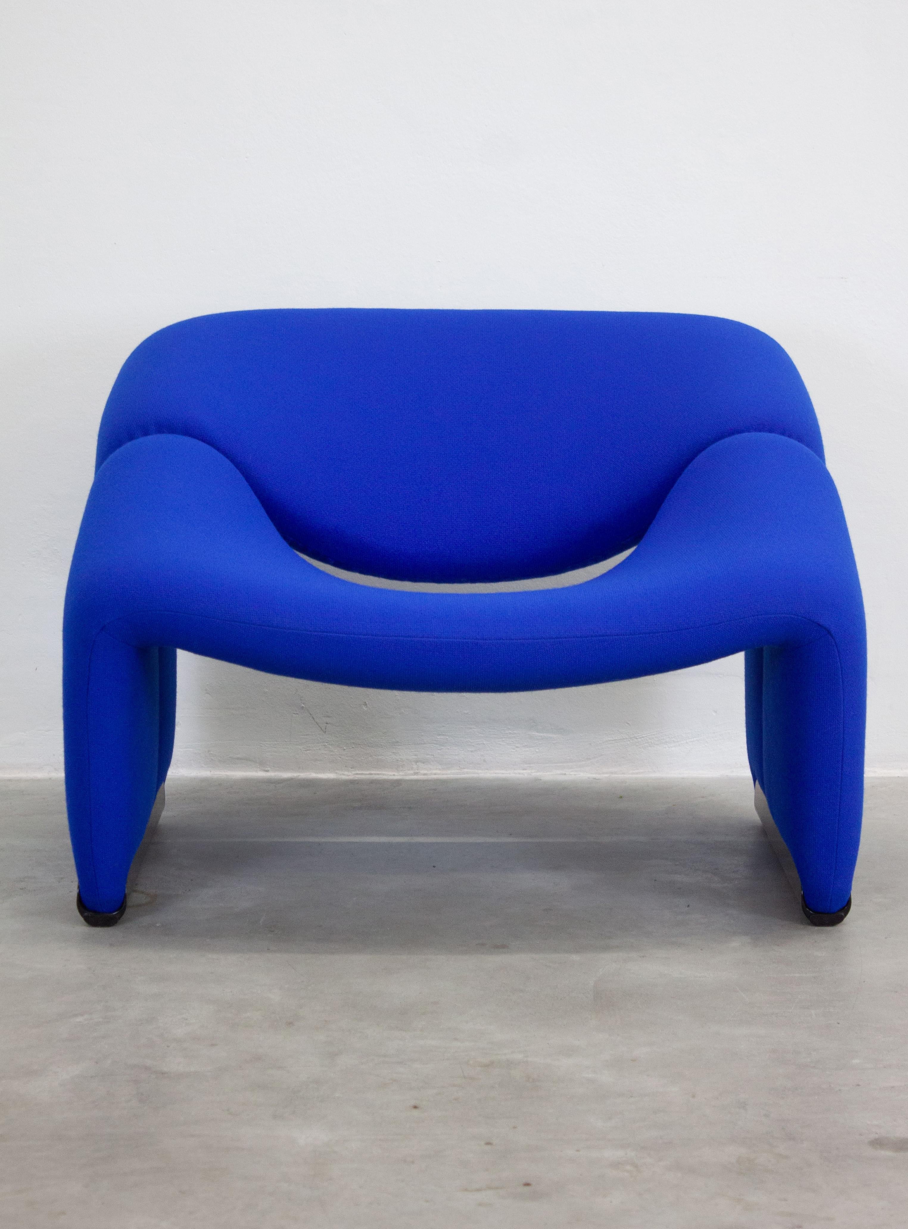 20th Century Artifort Groovy F598 Lounge Chair by Pierre Paulin (Cobalt Blue) For Sale
