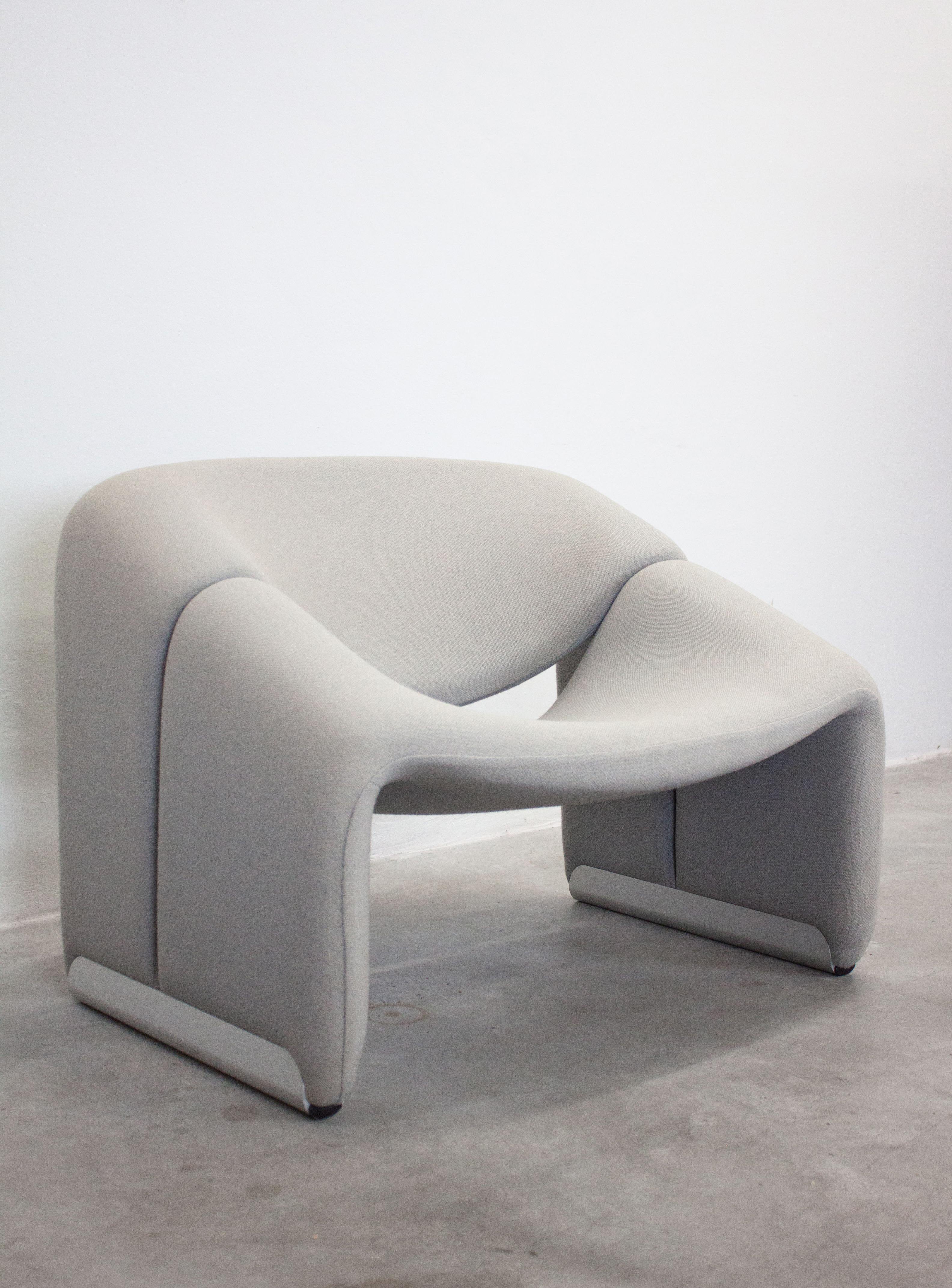 Upholstery Artifort Groovy F598 Lounge Chair by Pierre Paulin (Light Grey)
