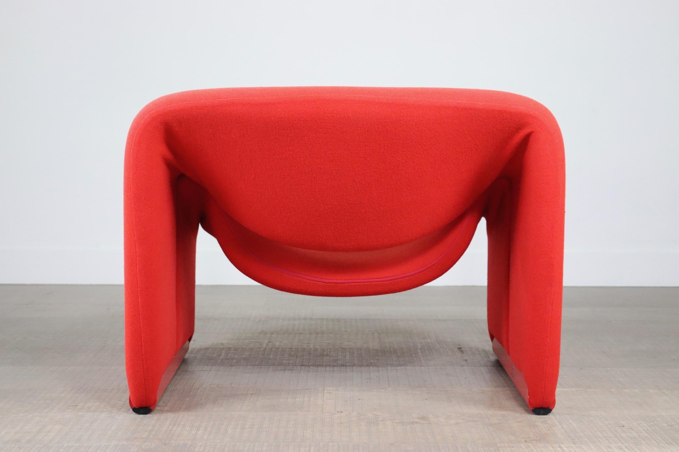 Artifort Groovy F598 (M chair) by Pierre Paulin in red 6