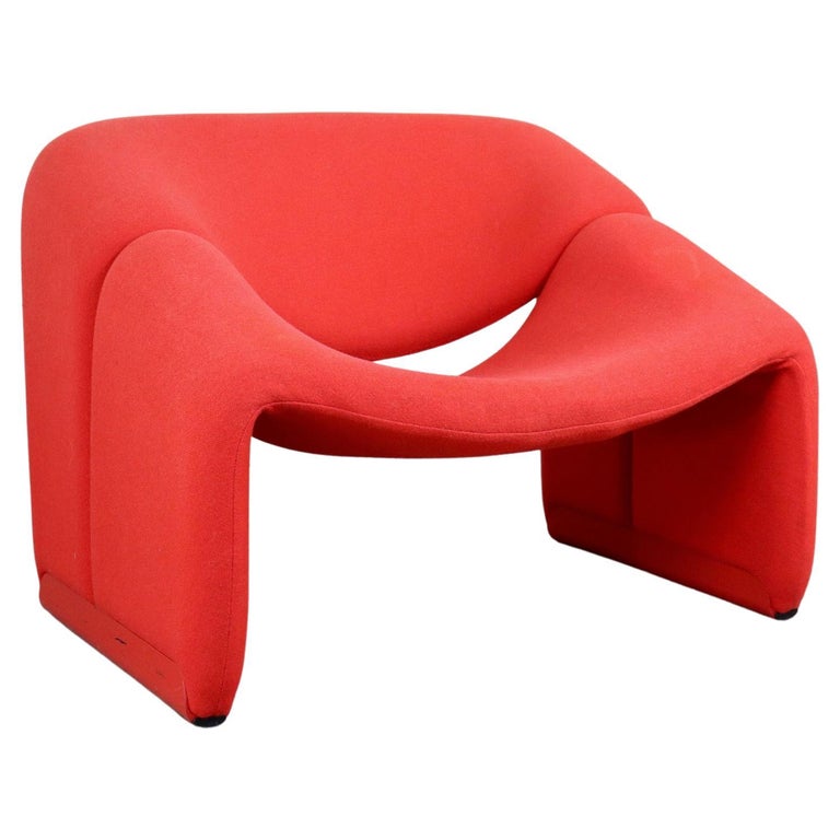 Artifort Groovy F598 (M chair) by Pierre Paulin in red For Sale