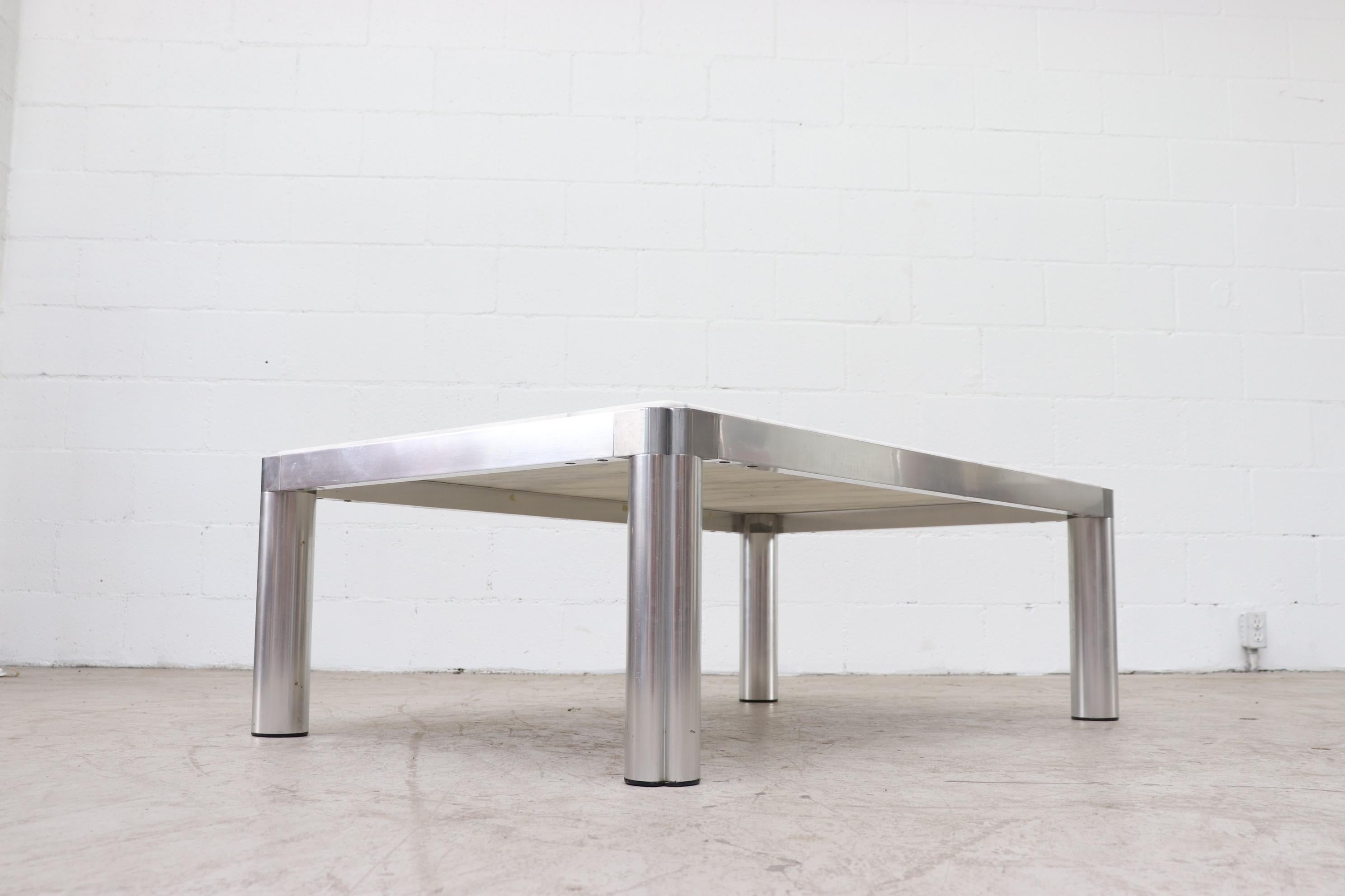 Artifort M100 Coffee Table by Kho Liang Ie In Good Condition In Los Angeles, CA