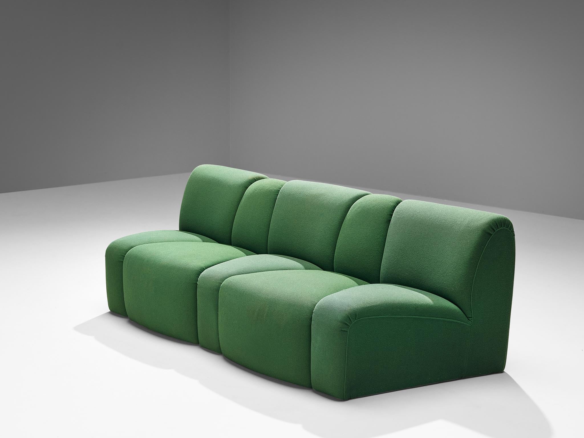 Artifort Design Group, sectional sofa 'Mississippi', model 100, The Netherlands, circa 1980

The Artifort Design Group created the 'Mississippi' modular sofa around 1980. This sofa shows five elements that can be placed in different compositions,