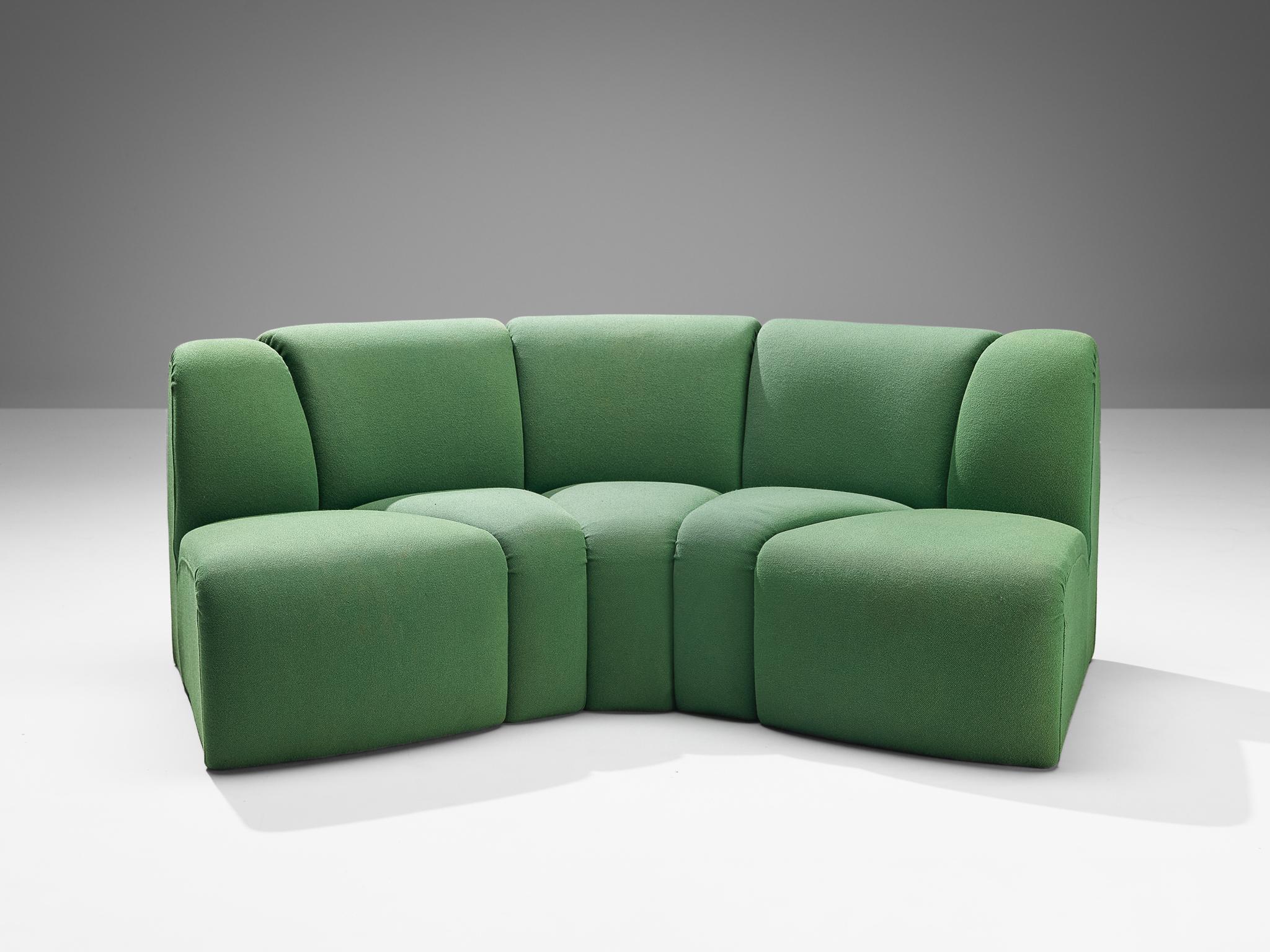 Artifort 'Mississippi' Organic Sectional Sofa in Green Fabric 1