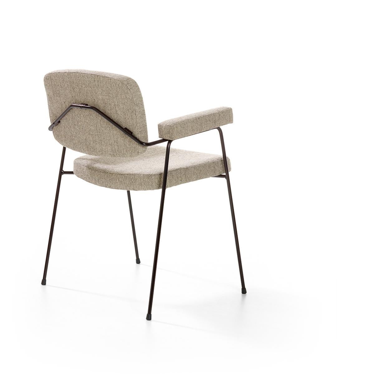Modern Customizable Artifort Moulin Chair with Armrests  by Pierre Paulin For Sale