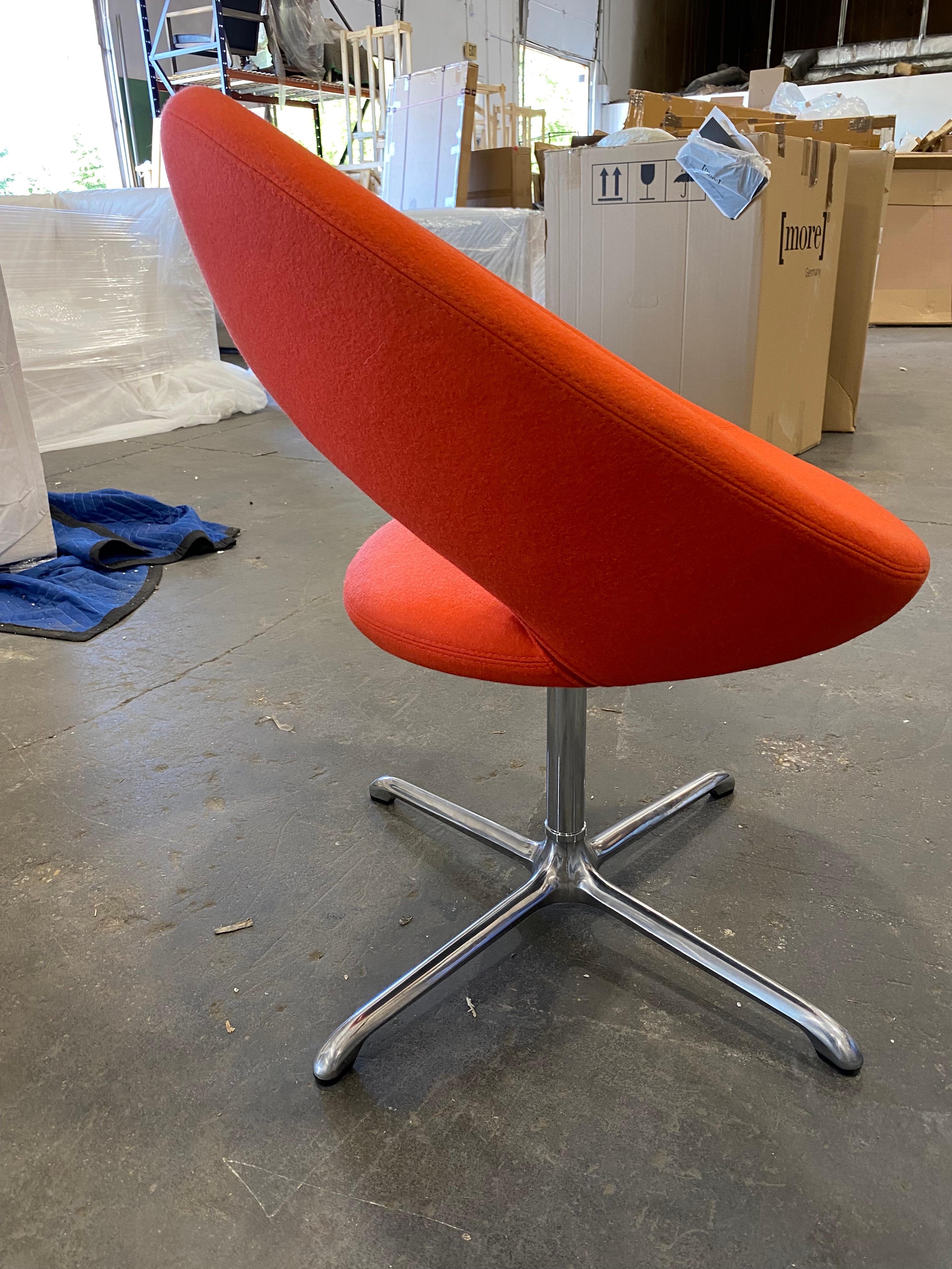 Contemporary Artifort Nina Chair Designed by René Holten in STOCK For Sale