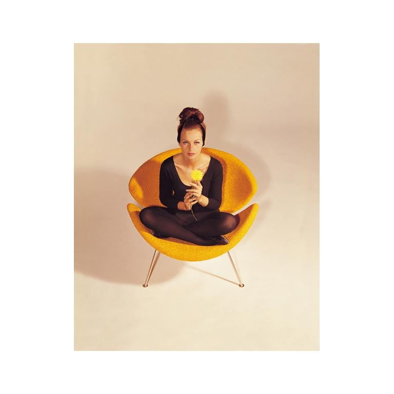 Anpassbarer orangefarbener Artifort-Sessel mit geschwungener Lehne  von Pierre Paulin im Angebot 3