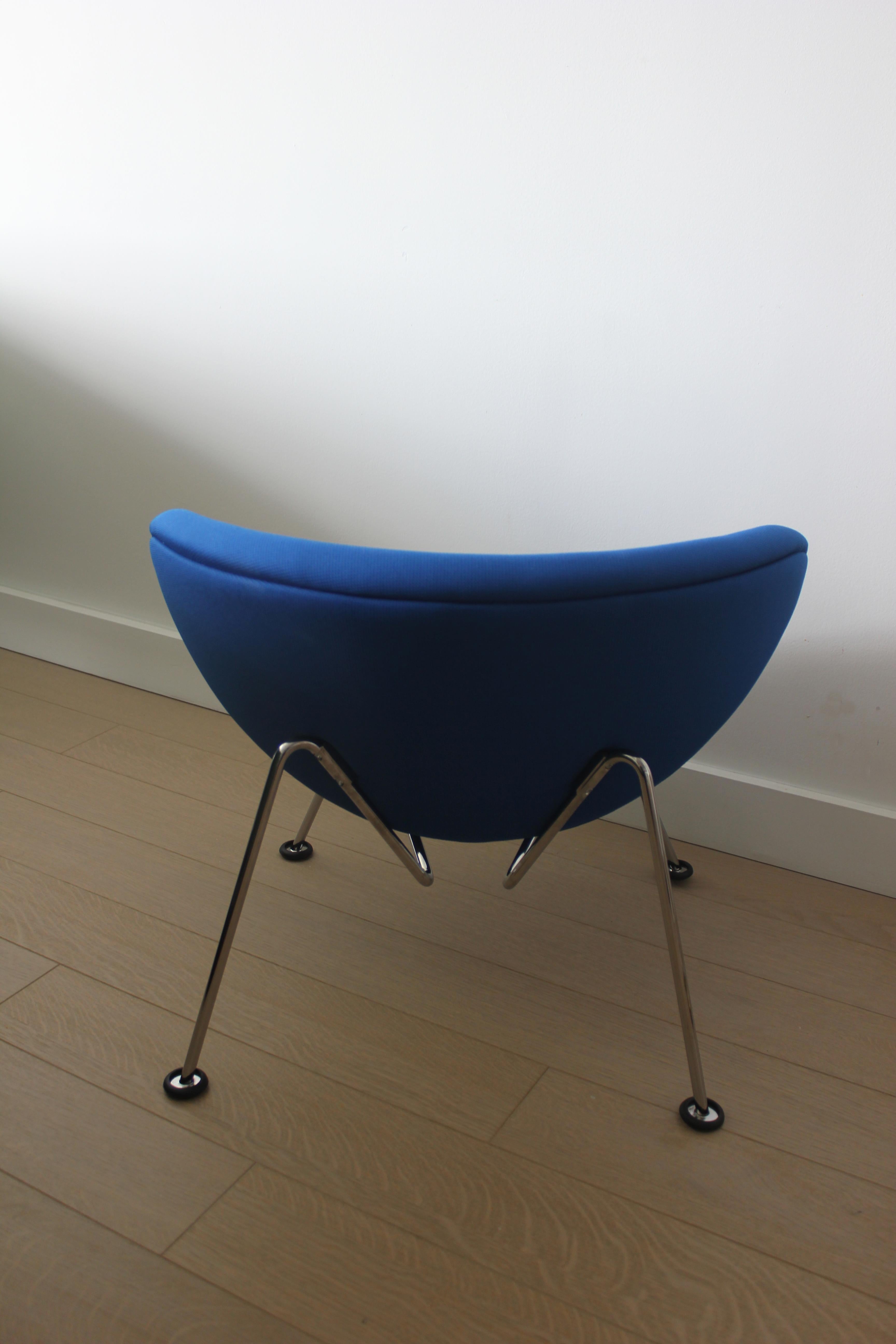 Artifort Orange Slice Blue Junior Chair by Pierre Paulin 1