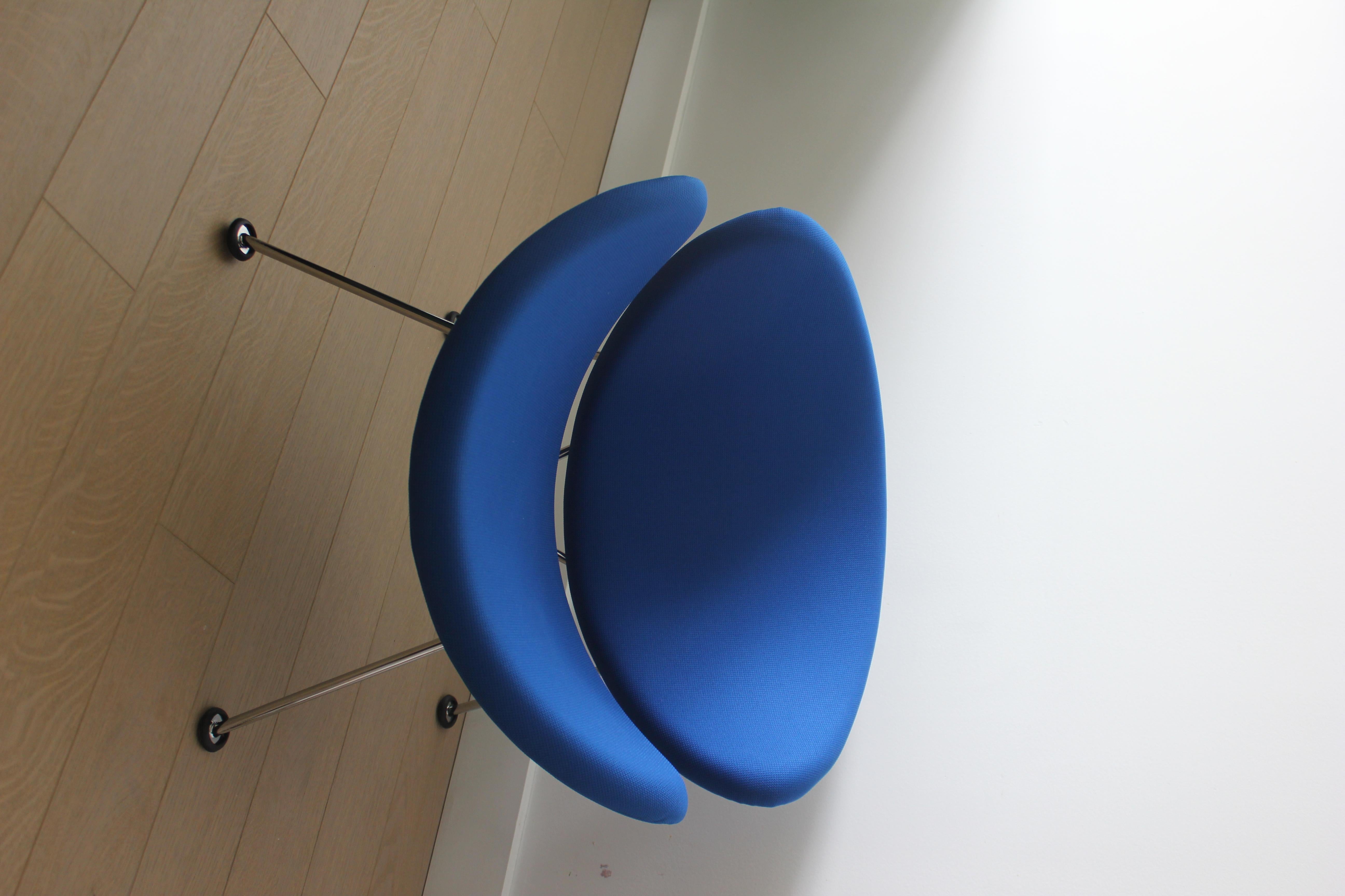 Artifort Orange Slice Blue Junior Chair by Pierre Paulin 2