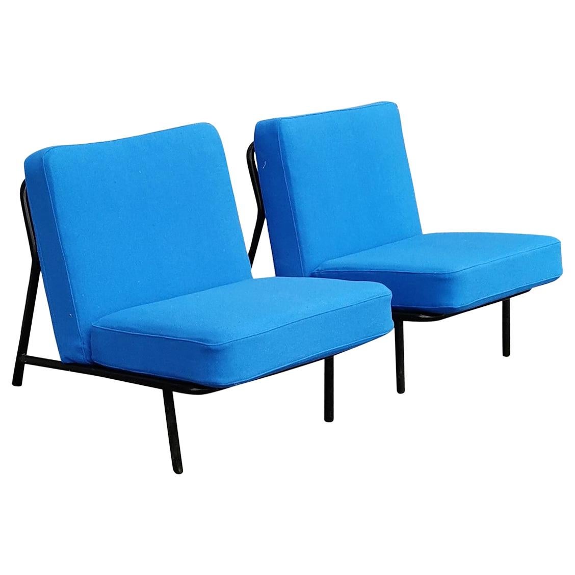Artifort paire de fauteuils de relaxation minimalistes:: Pays-Bas:: années 1960 en vente