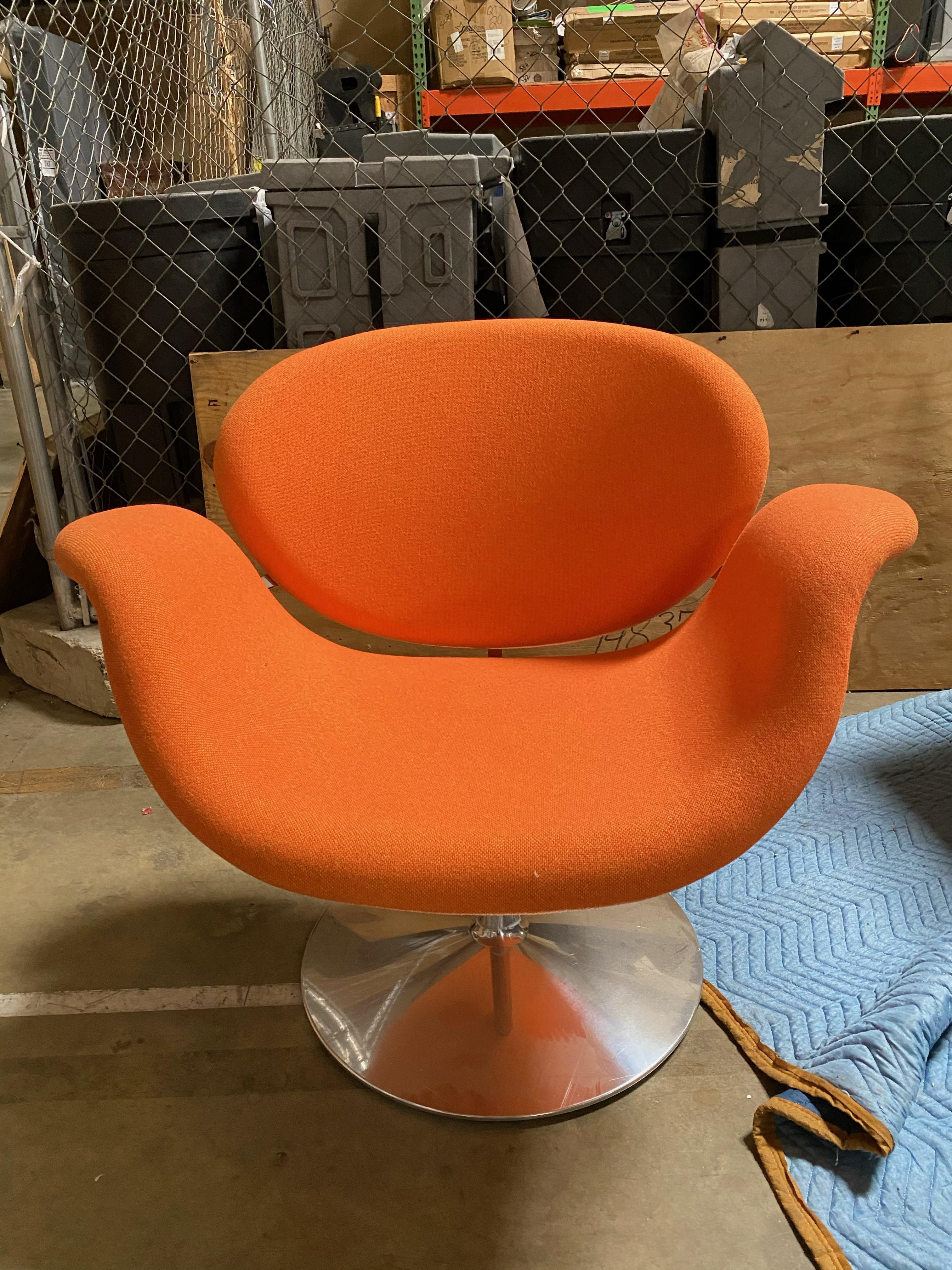 tulip chair orange