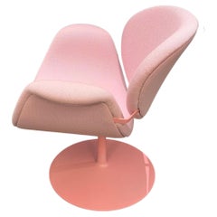 Artifort Pierre Paulin Swivel Pink Tulip Midi Lounge Chair in STOCK