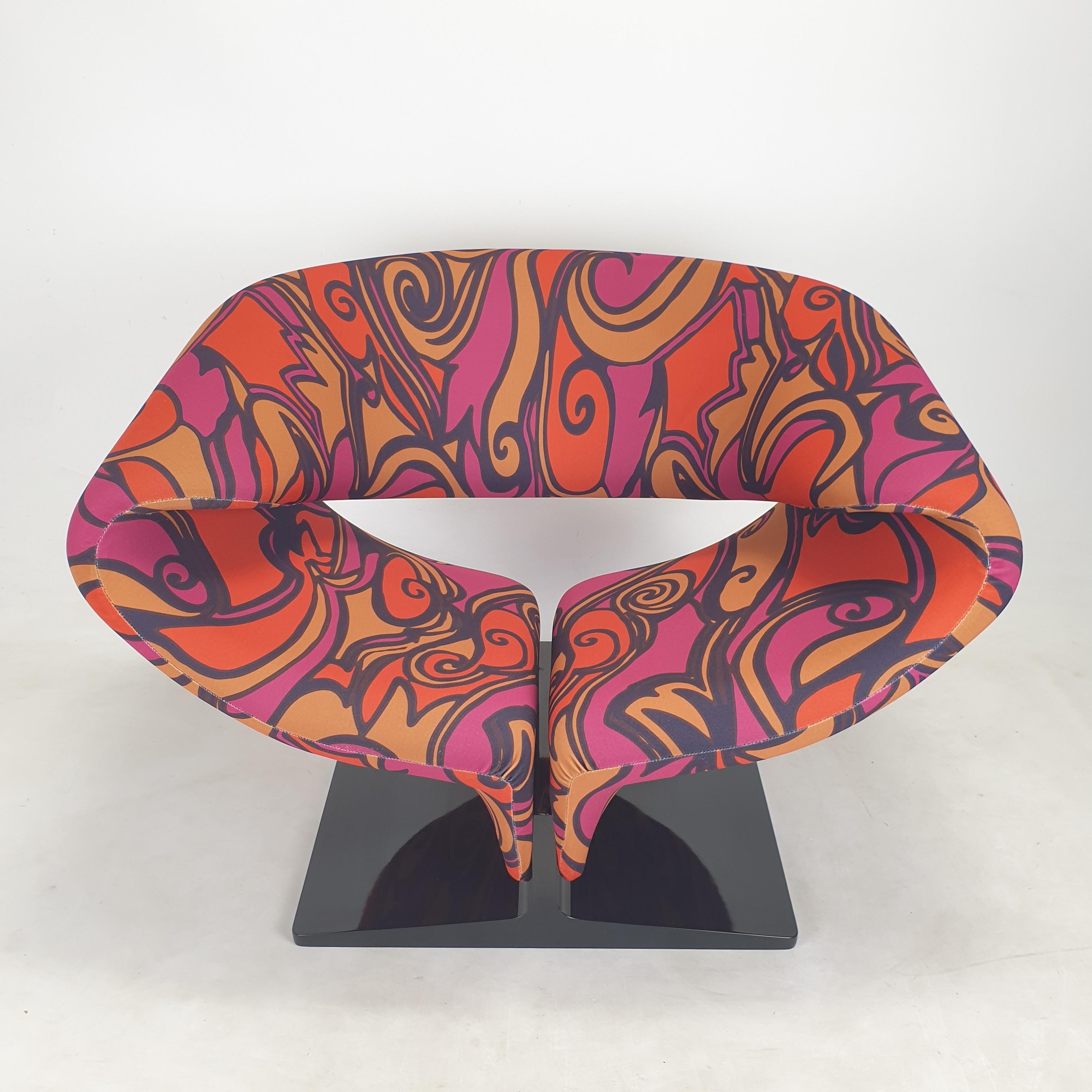 Mid-Century Modern Artifort Ribbon Chair by Pierre Paulin for Artifort For Sale
