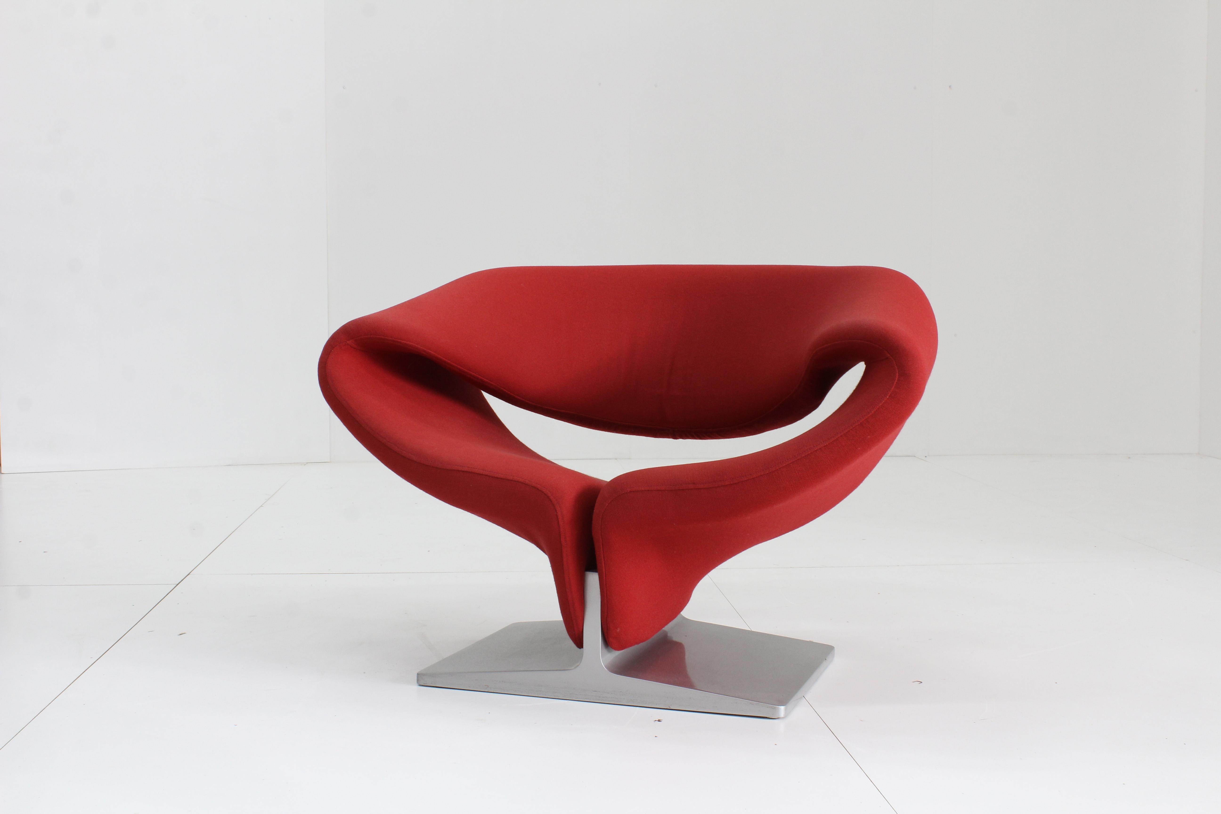 Mid-Century Modern Artifort Ribbon Chair F582 Pierre Paulin