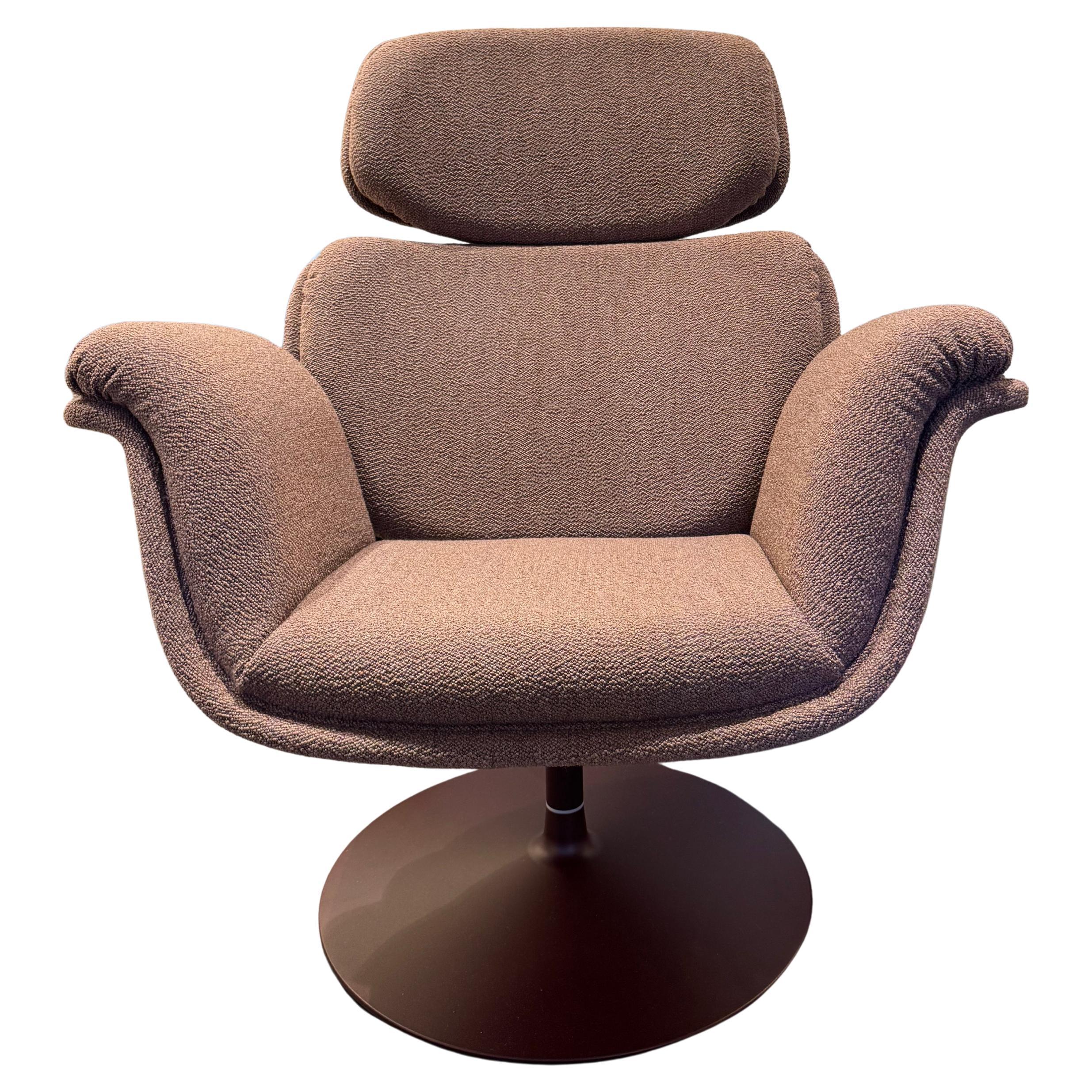 Artifort Swivel Tulip F550 Lounge by Pierre Paulin in STOCK