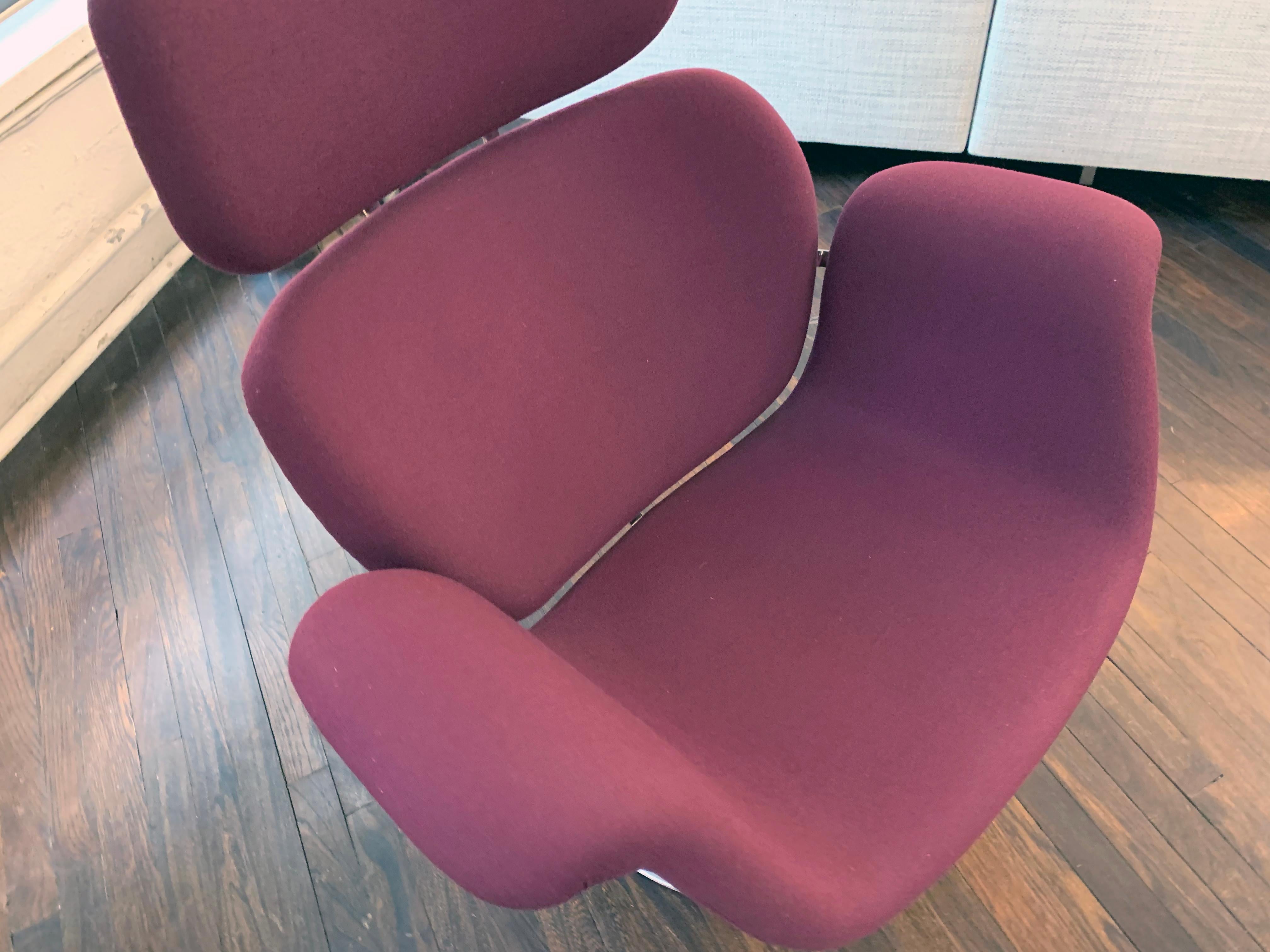 Contemporary Artifort Swivel Tulip Lounge with Ottoman by Pierre Paulin