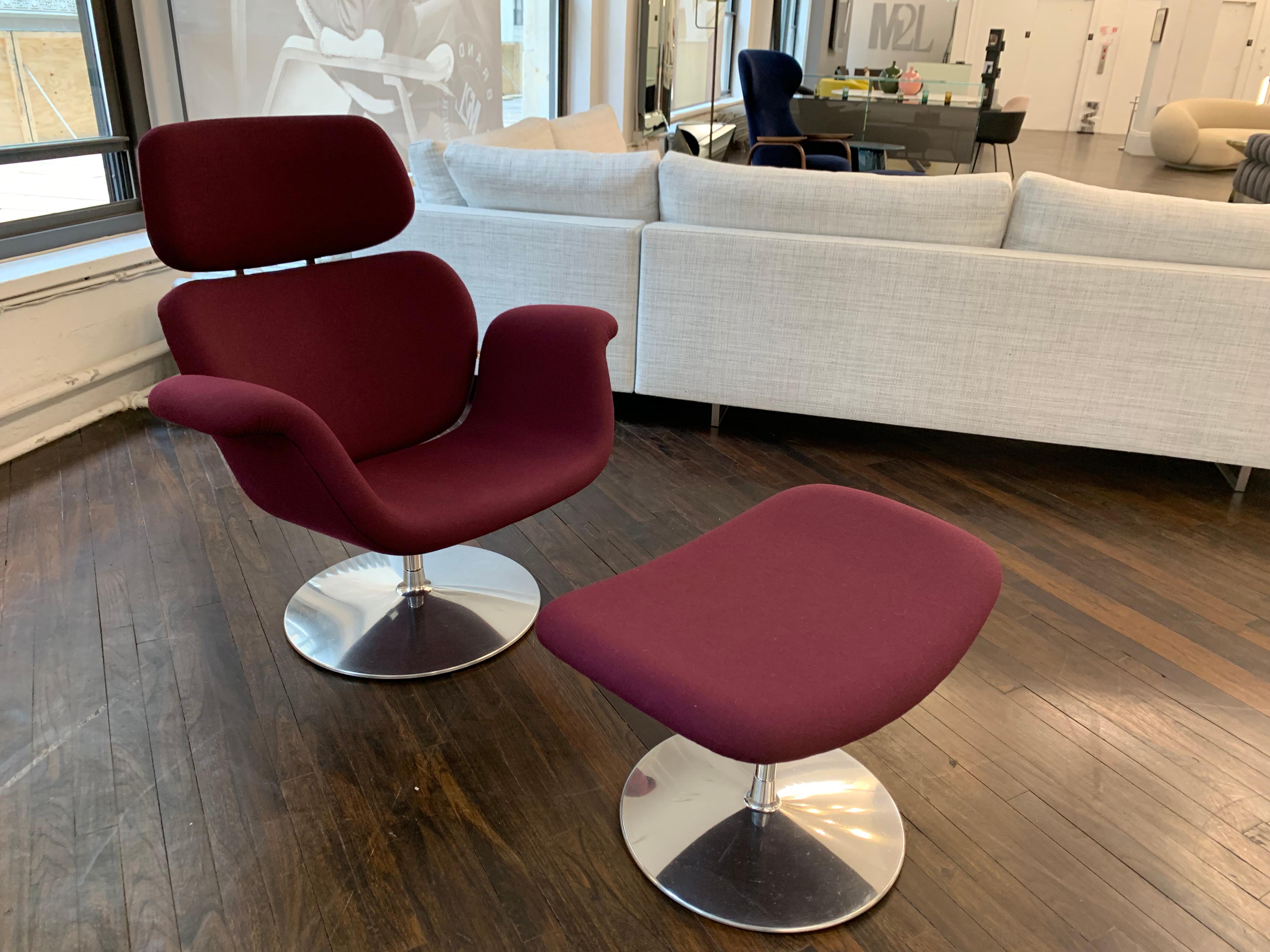 Artifort Swivel Tulip Lounge with Ottoman by Pierre Paulin 1
