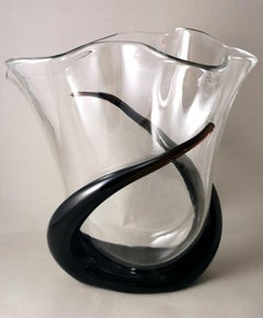 "Artigianato Muranese" Wavy Glass Vase With The Mark "Vetro Artistico Murano 036