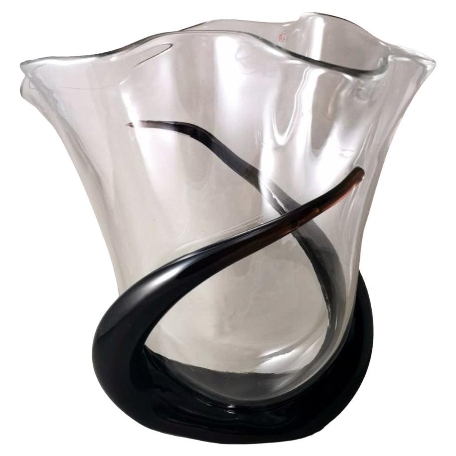 "Artigianato Muranese" Wavy Glass Vase With The Mark "Vetro Artistico Murano 036 For Sale