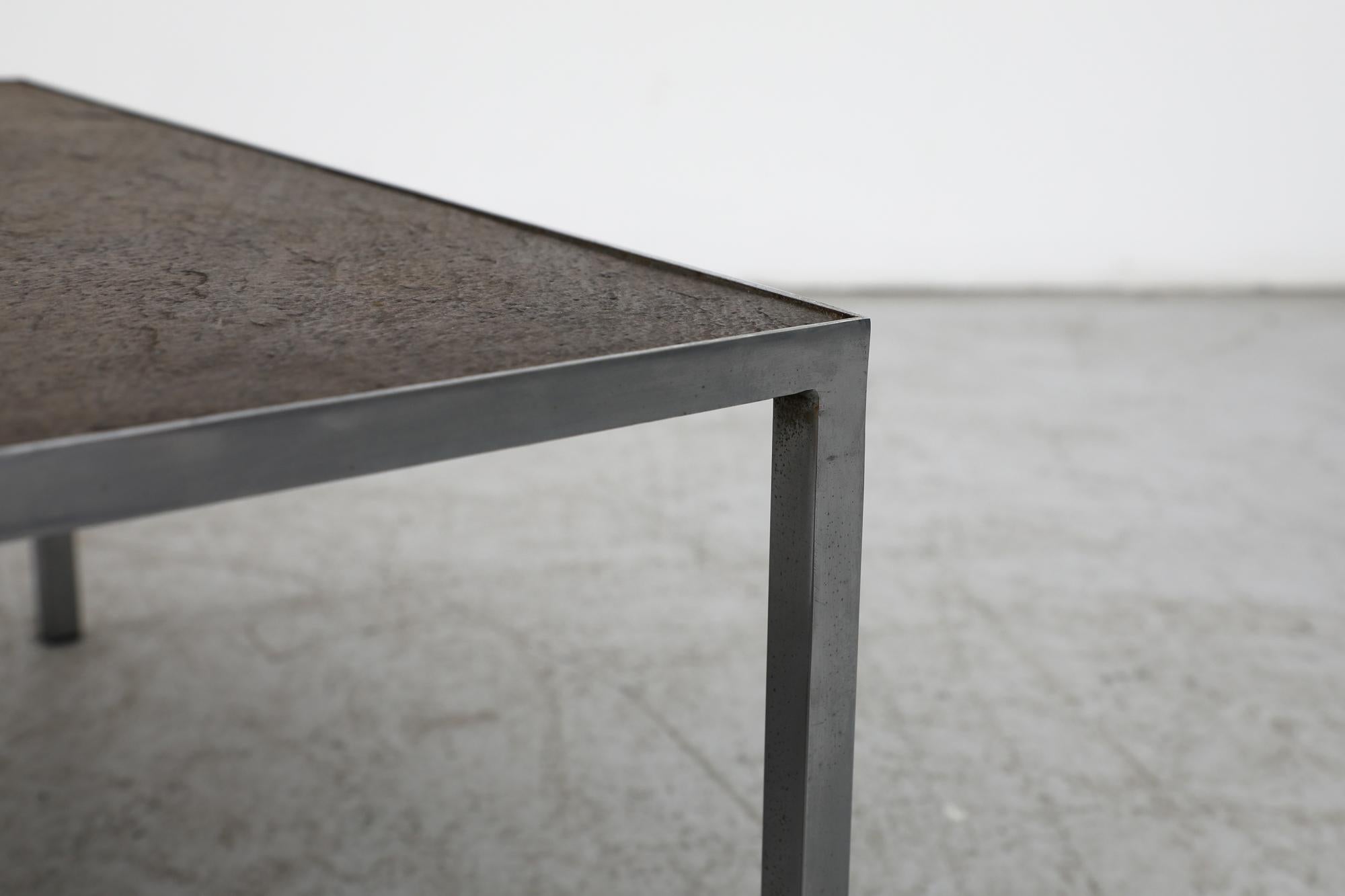 Table basse Artimeta avec plateau en pierre bronzée en vente 4