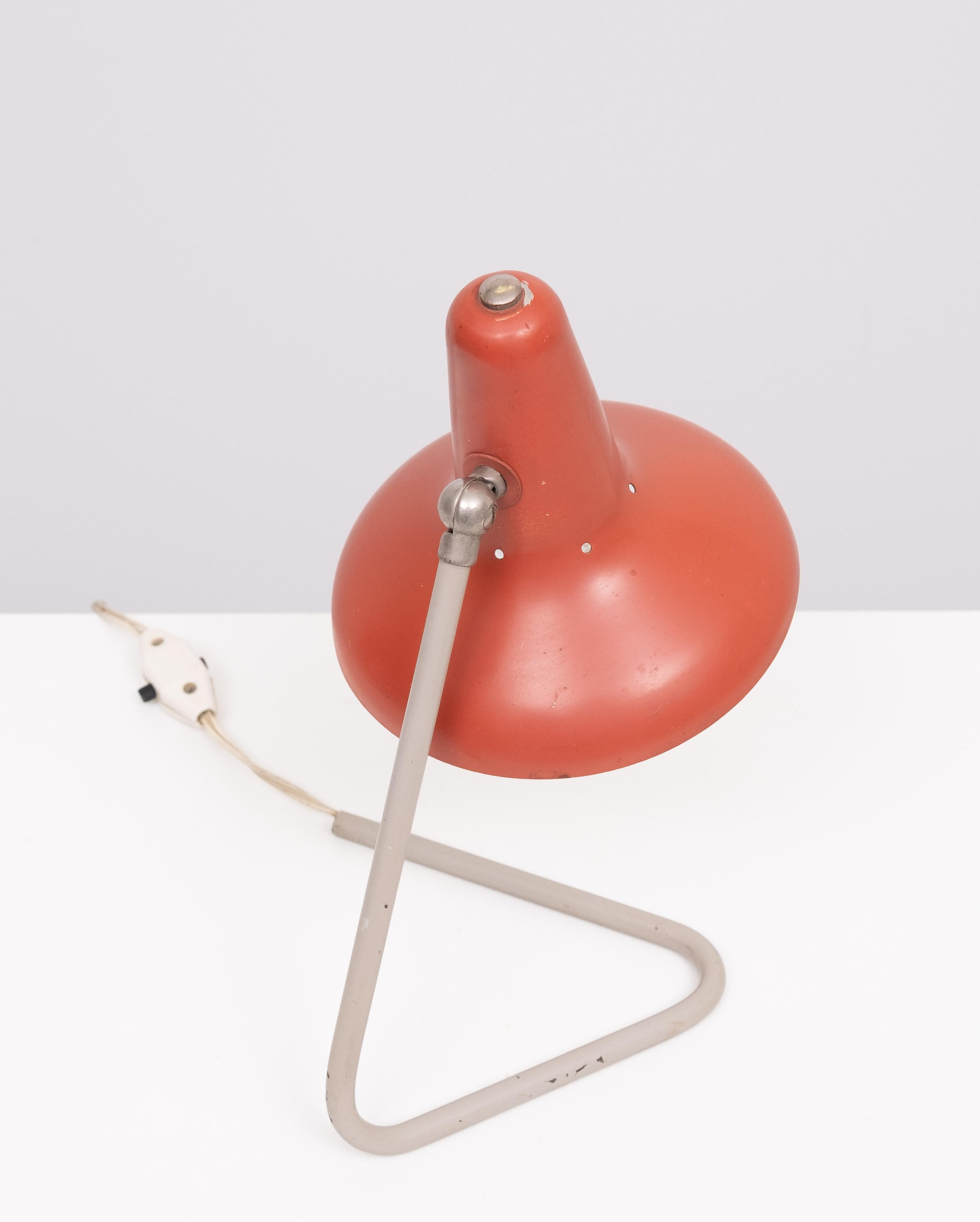 Artimeta Triangle Table lamp 1950s Holland For Sale 1