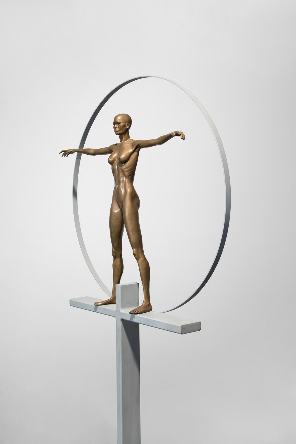« Nouvelle femme », bronze, femme nue sur le devant, sculpture figurative  - Contemporain Sculpture par Artis Lane