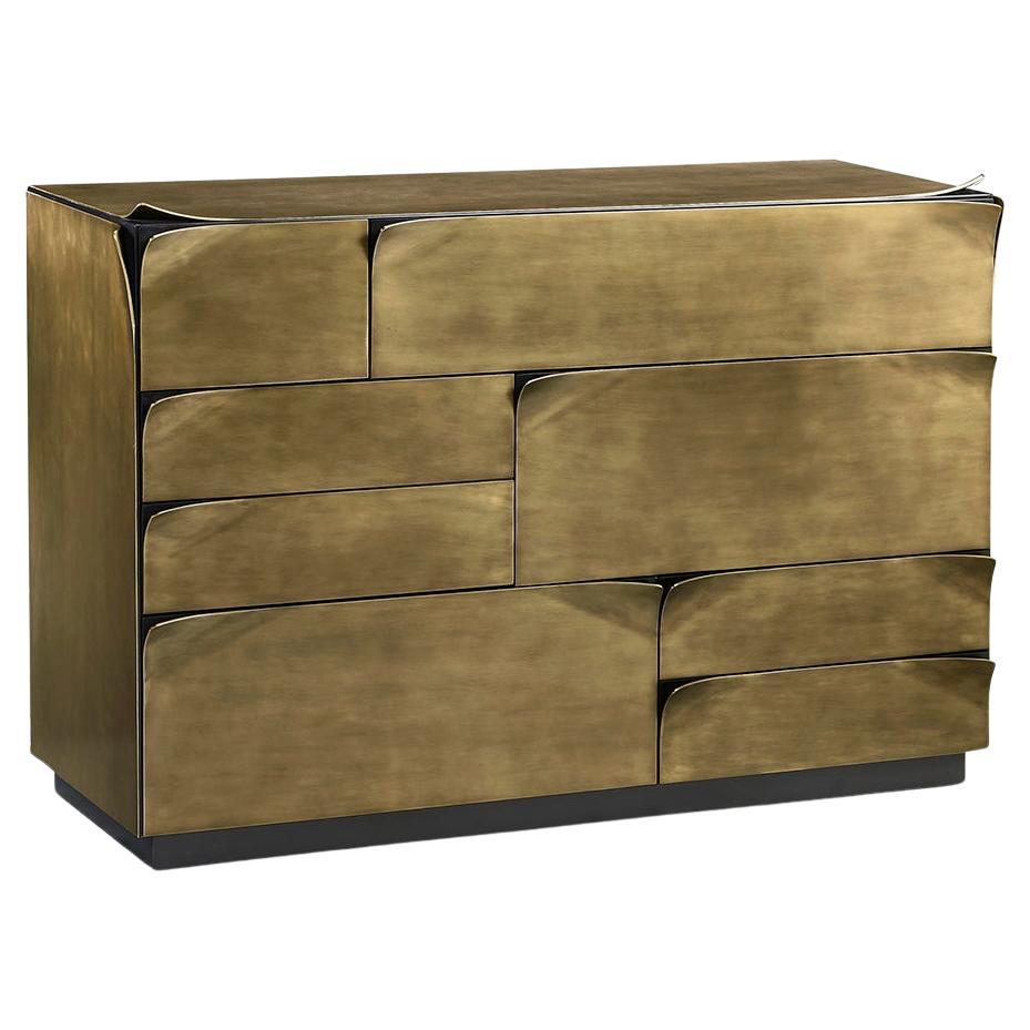 Commode en laiton Artisan en vente