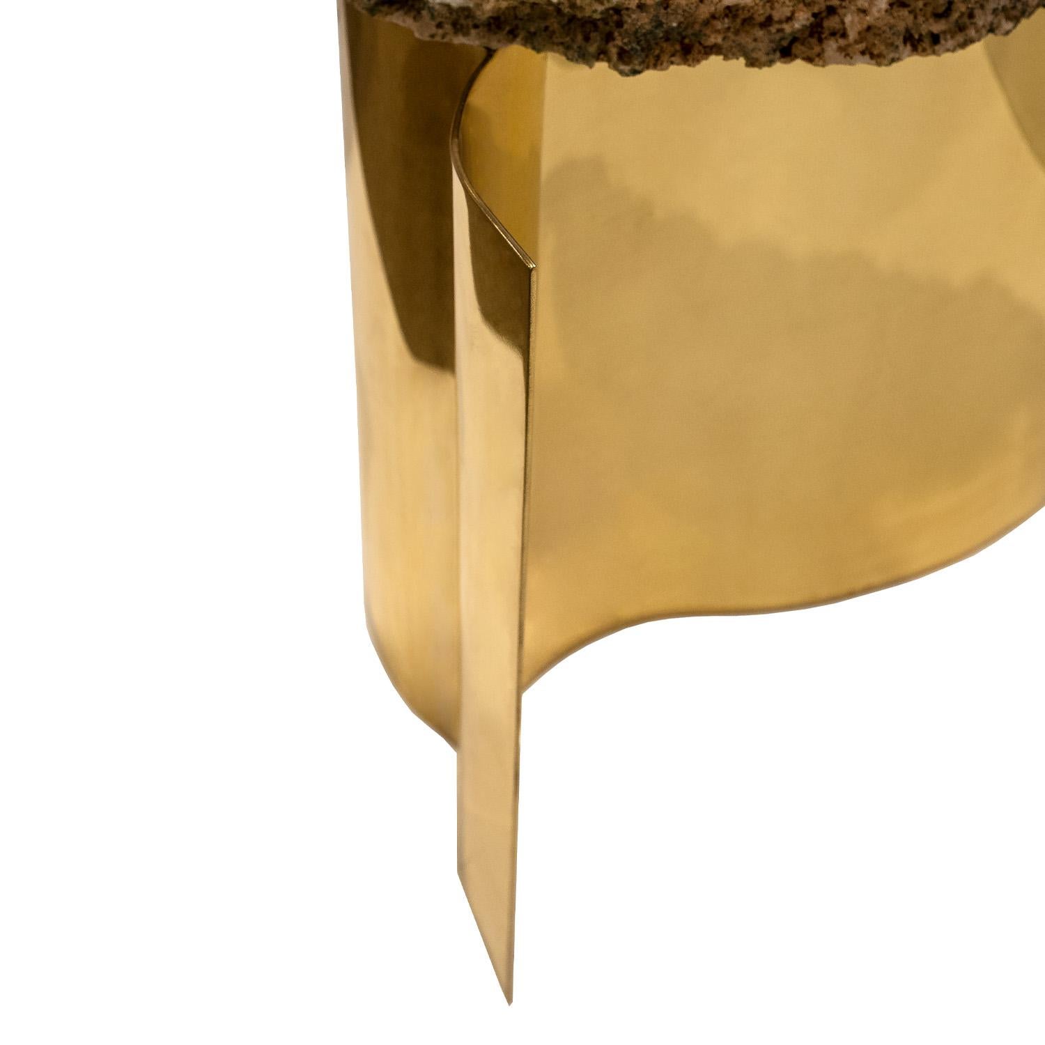 Artisan Brass Side Table with Polished Onyx Top 1970s In Excellent Condition In New York, NY