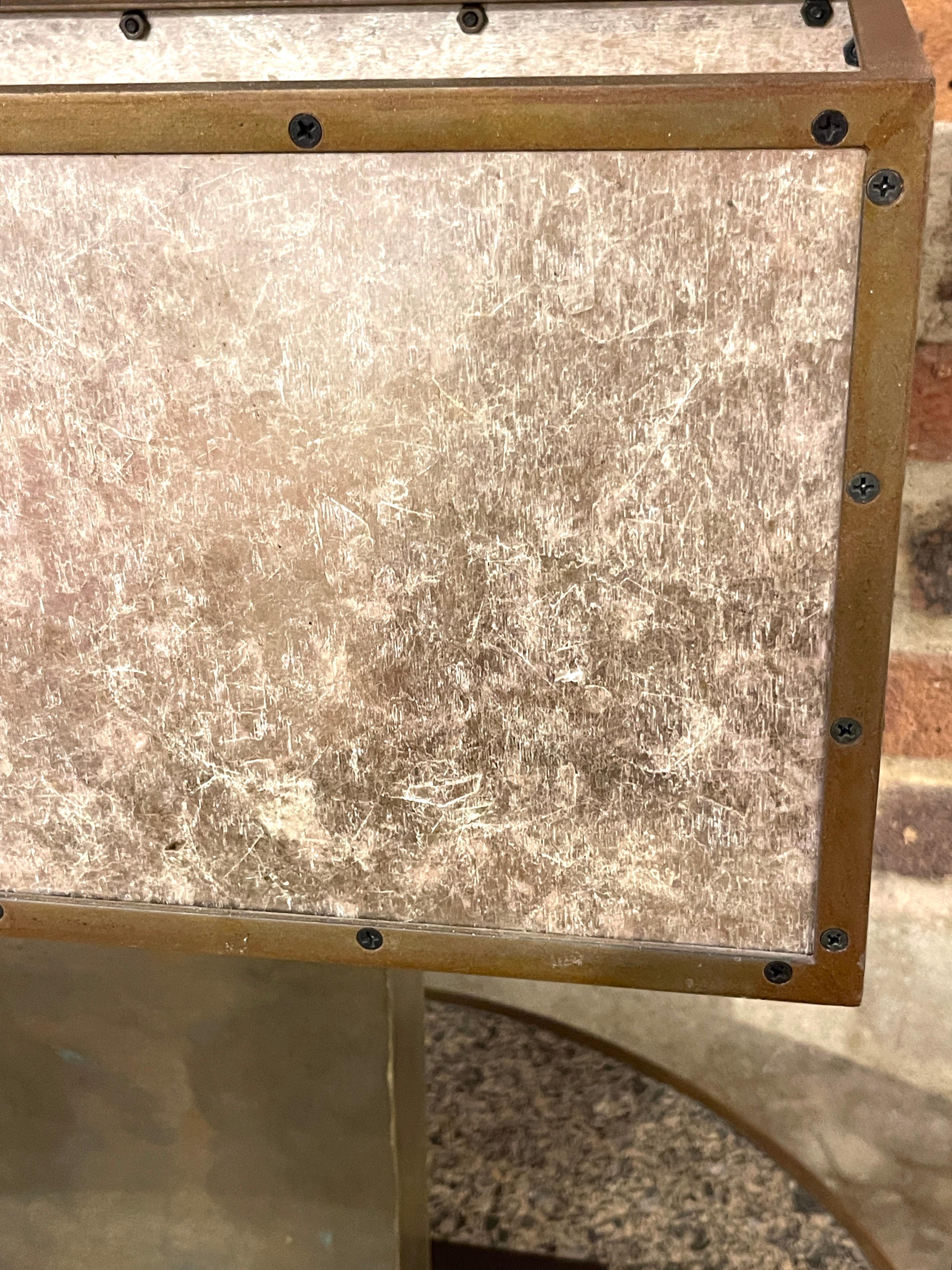 XXI secolo e contemporaneo Lampada a colonna moderna Artisan in bronzo, rame, ferro e mica in vendita