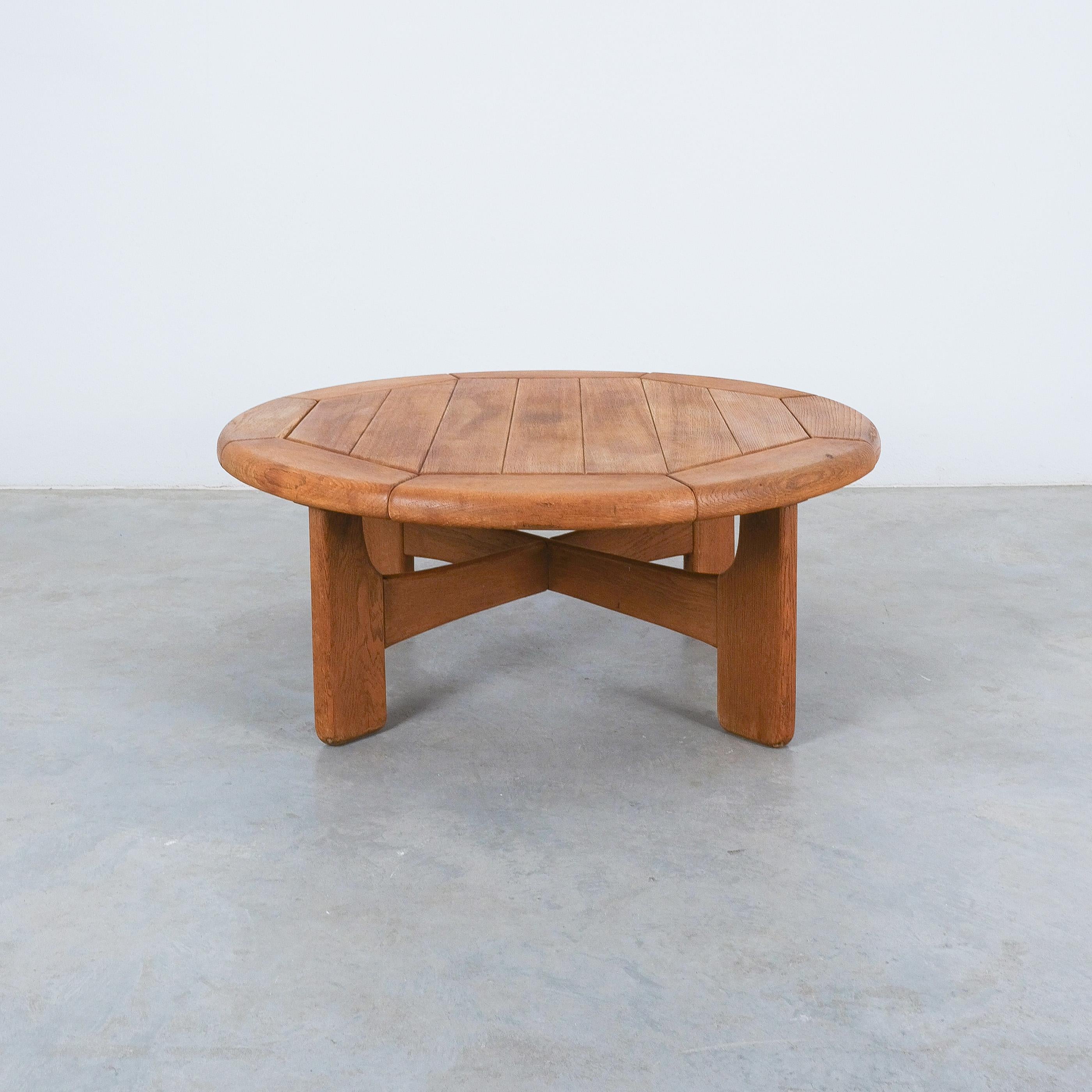 Artisan Brutalist Oak Coffee or Outdoor Table Mid Century, France, 1950 For Sale 1