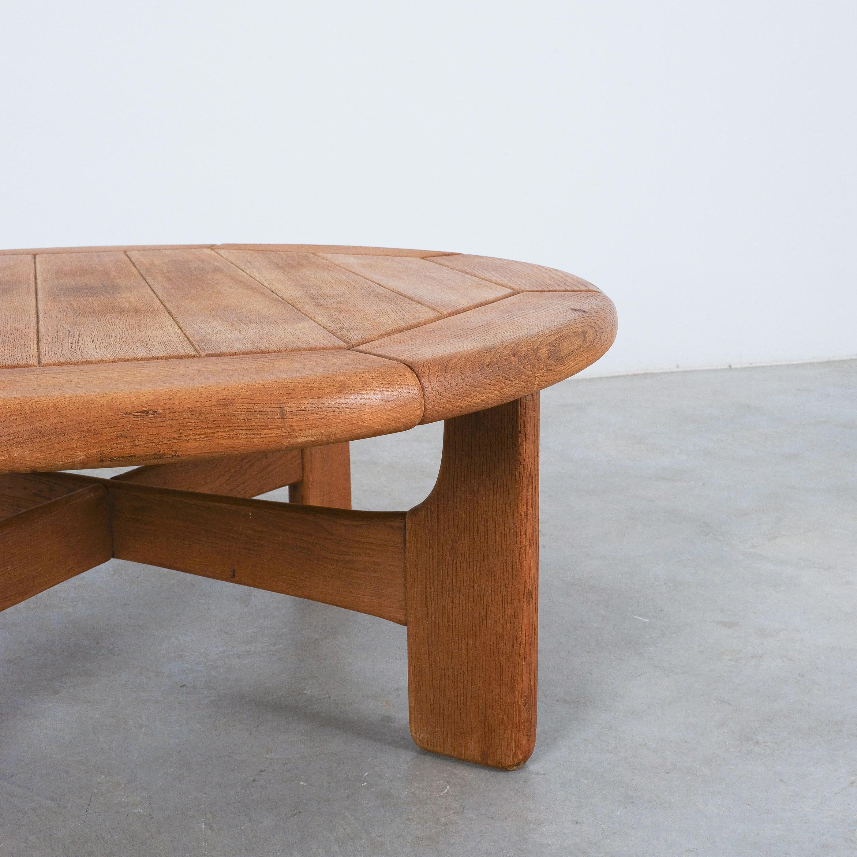 Artisan Brutalist Oak Coffee or Outdoor Table Mid Century, France, 1950 For Sale 3