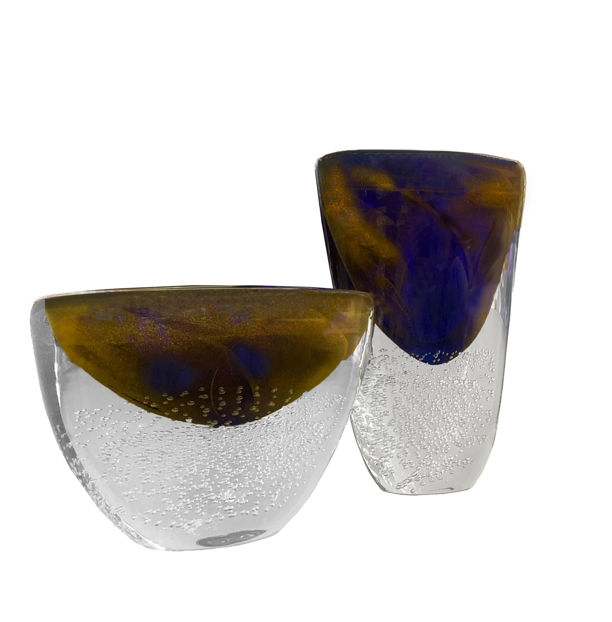 Artisan Cobalt Blue Murano Sommerso Glass Vase with Gold Flakes In New Condition For Sale In New York, NY